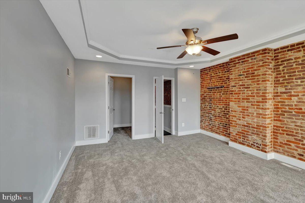 OLIVER - Residential