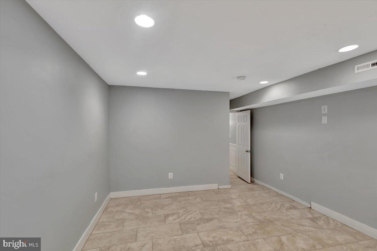 OLIVER - Residential