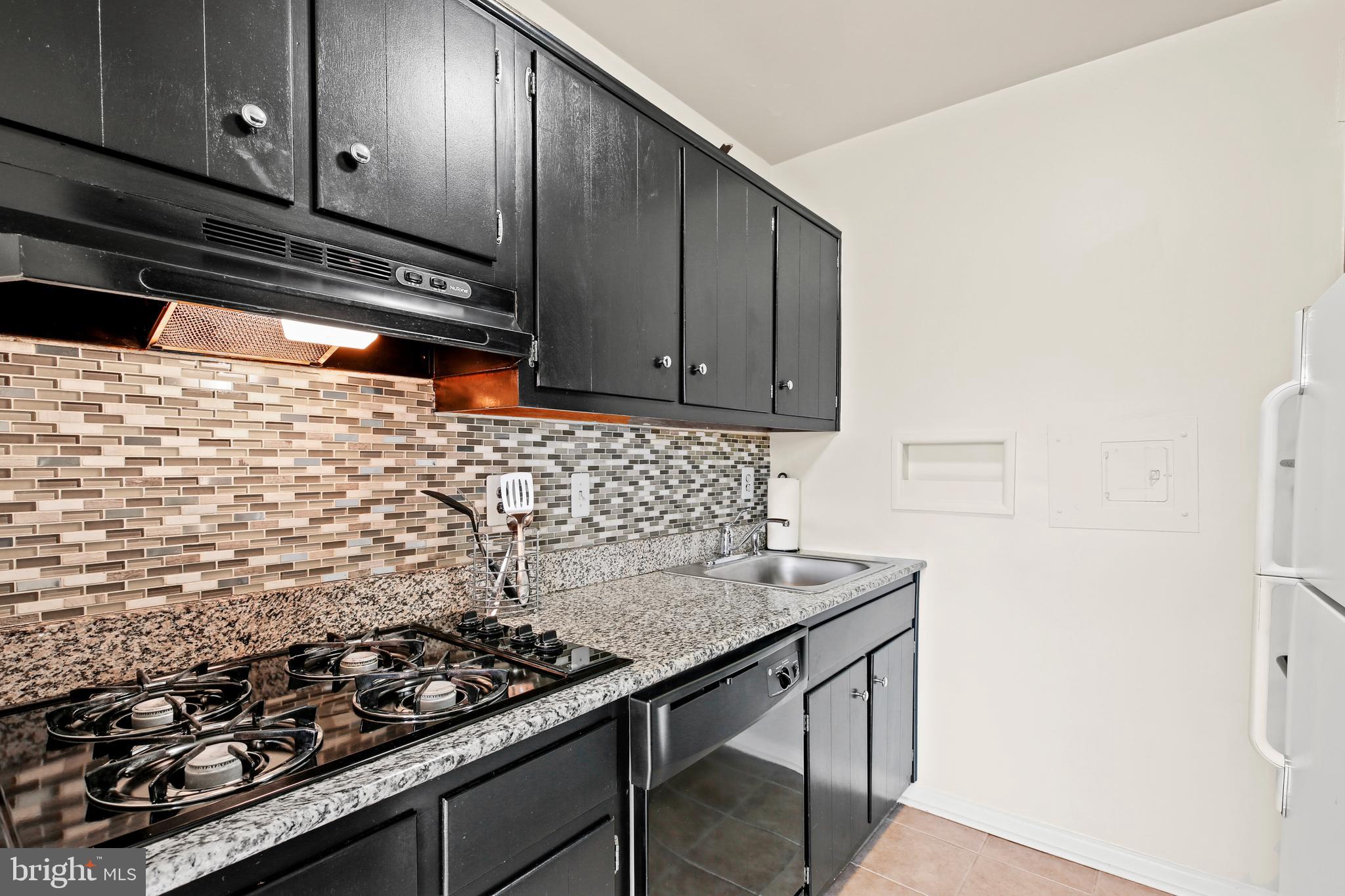 GROSVENOR PARK - Residential Lease