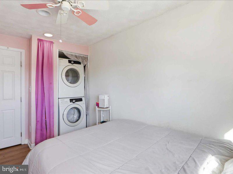 FRIENDSHIP GARDENS - Residential