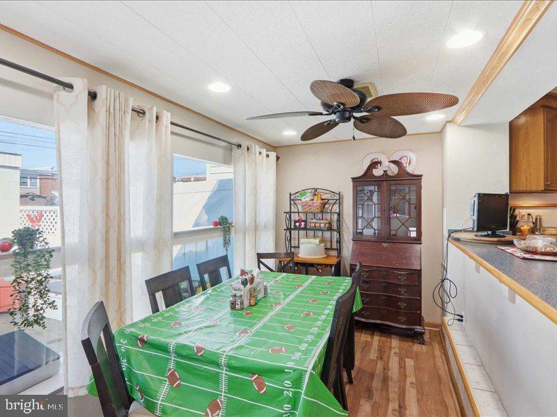 FRIENDSHIP GARDENS - Residential