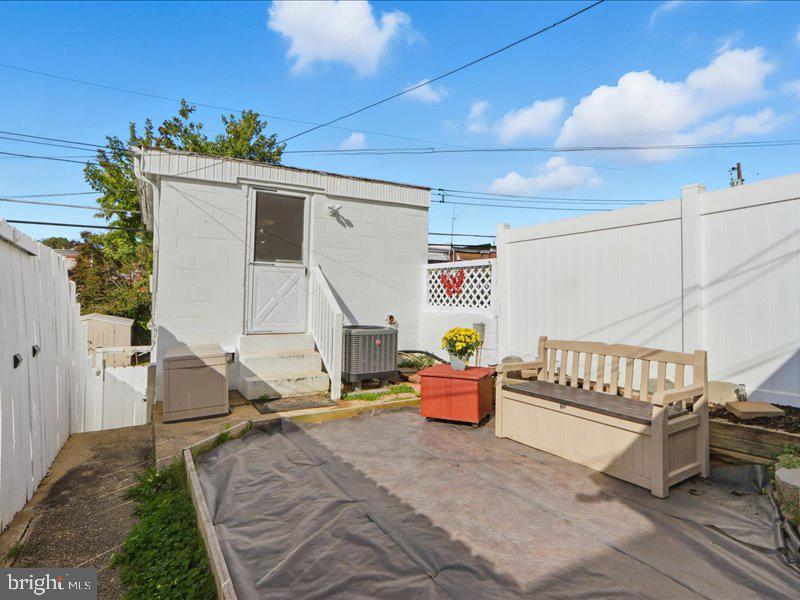 FRIENDSHIP GARDENS - Residential