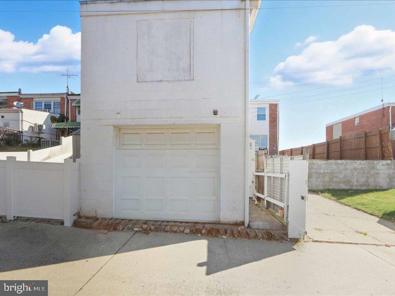 FRIENDSHIP GARDENS - Residential