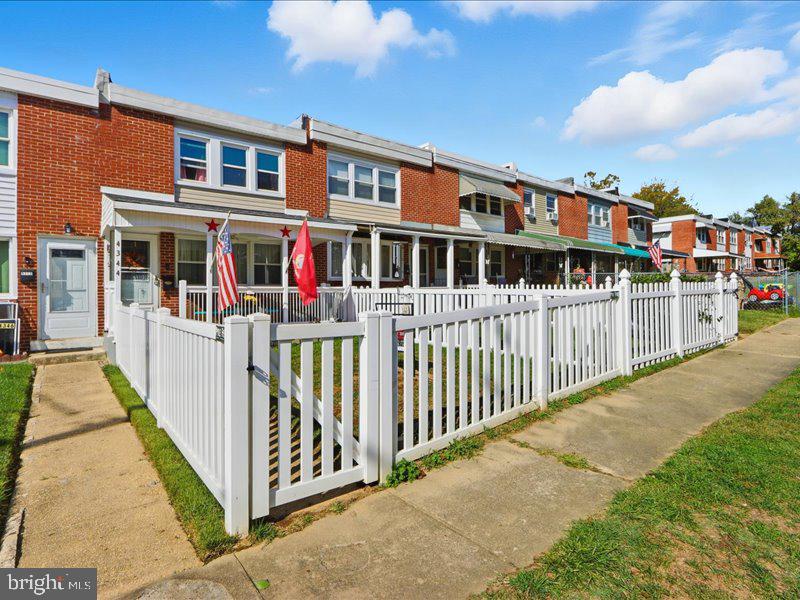 FRIENDSHIP GARDENS - Residential