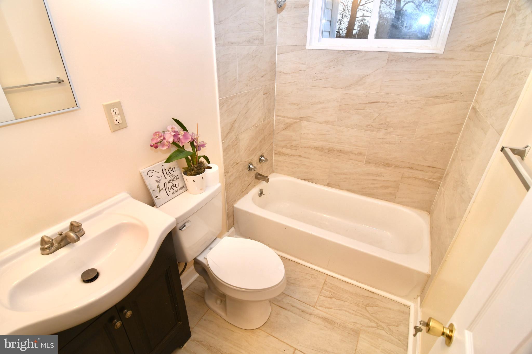 HAVRE DE GRACE MANOR - Residential