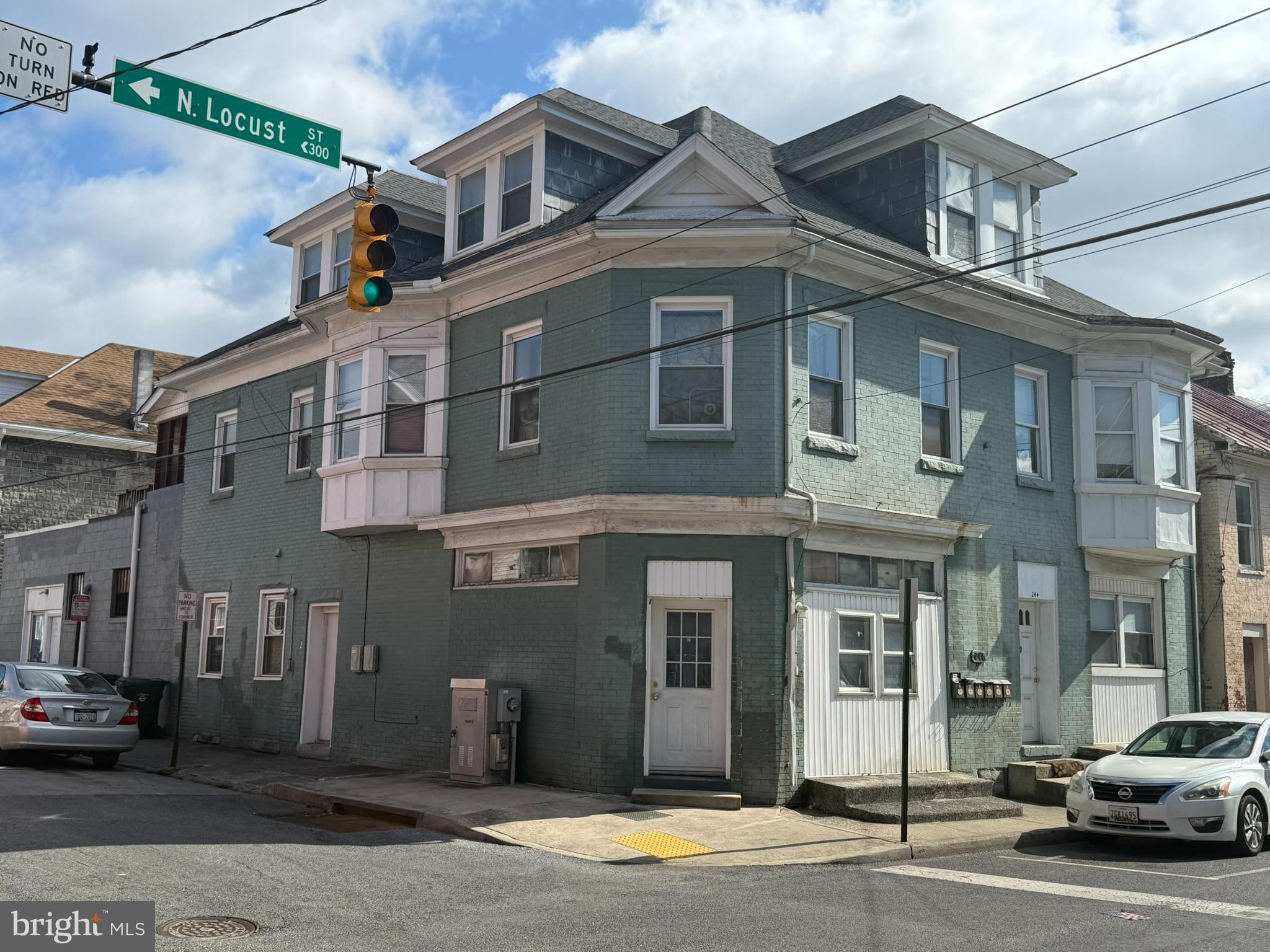 246 N LOCUST STREET N