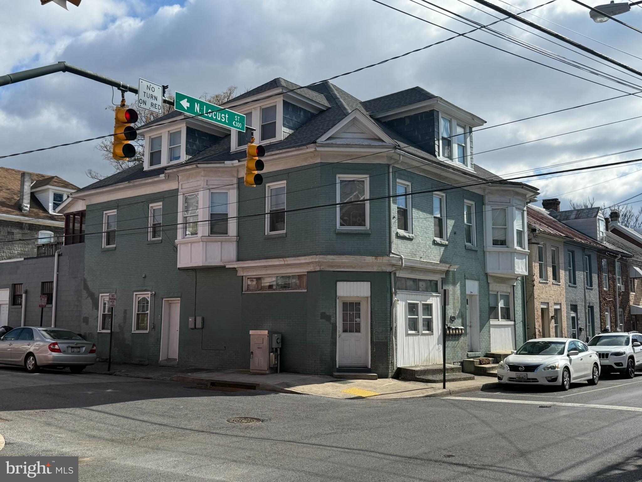 246 N LOCUST STREET N