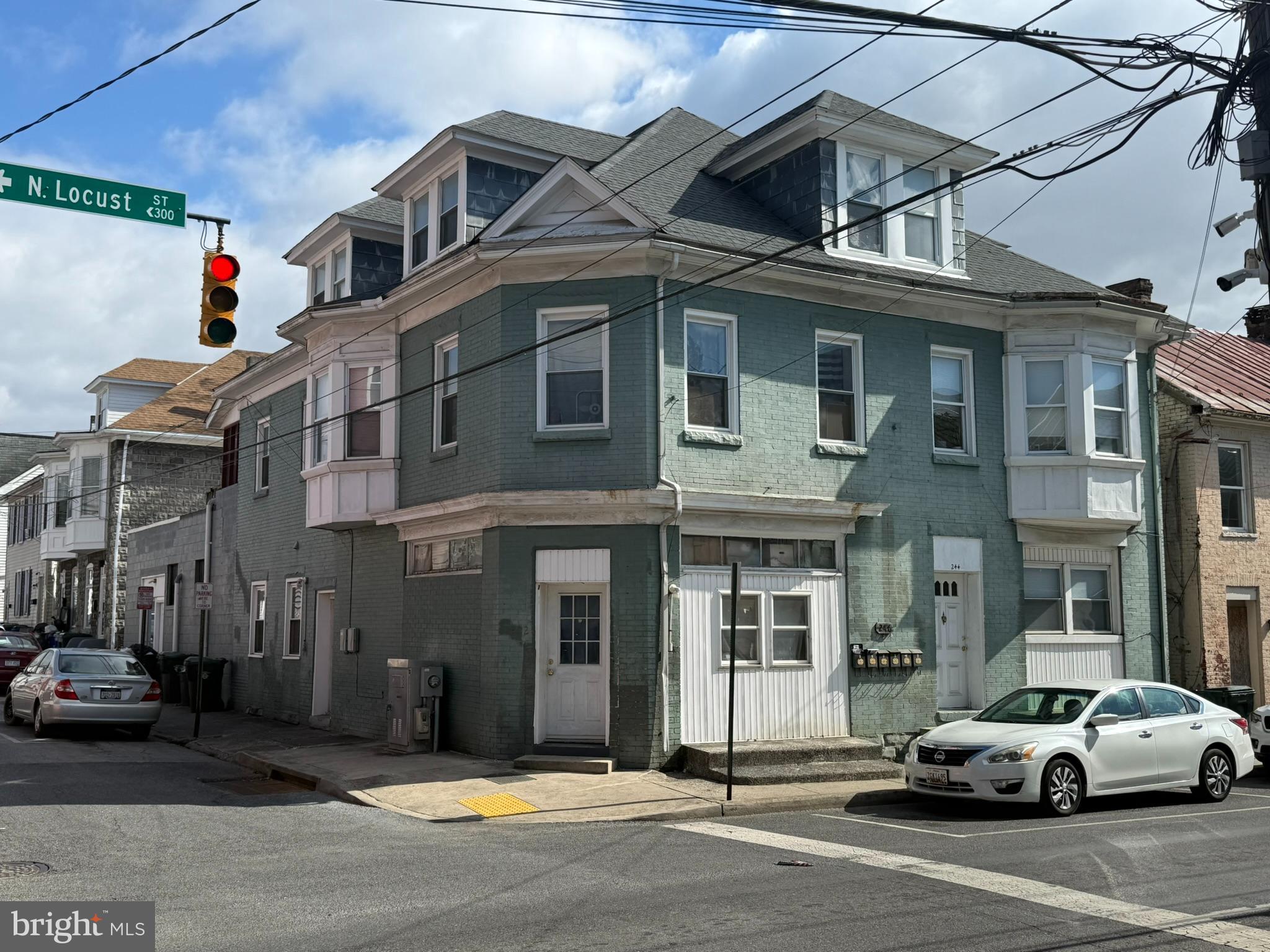 246 N LOCUST STREET N