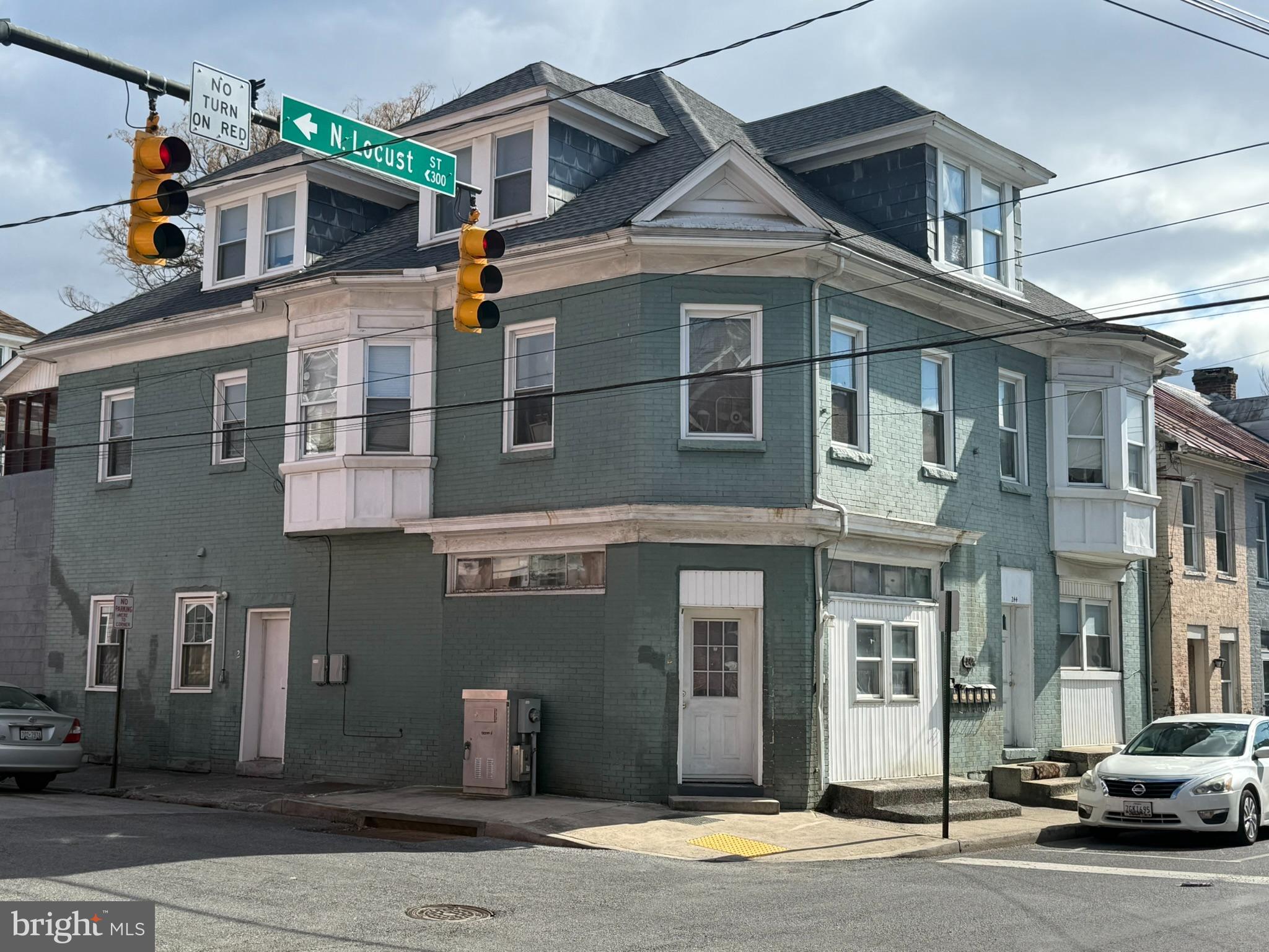 246 N LOCUST STREET N