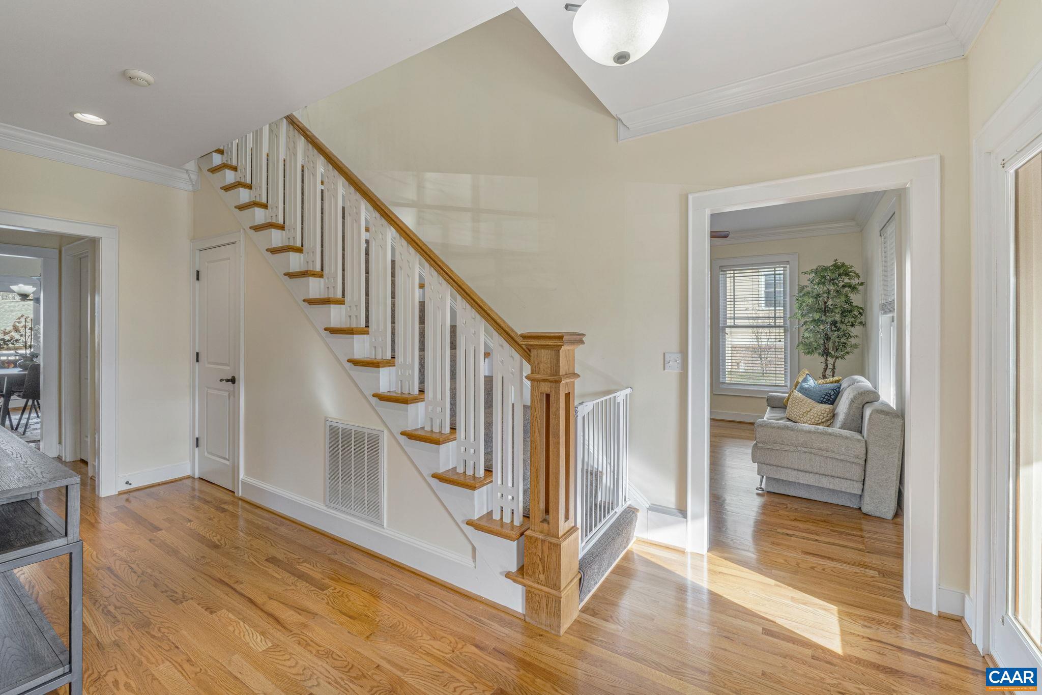 VILLAGE PLACE - Residential