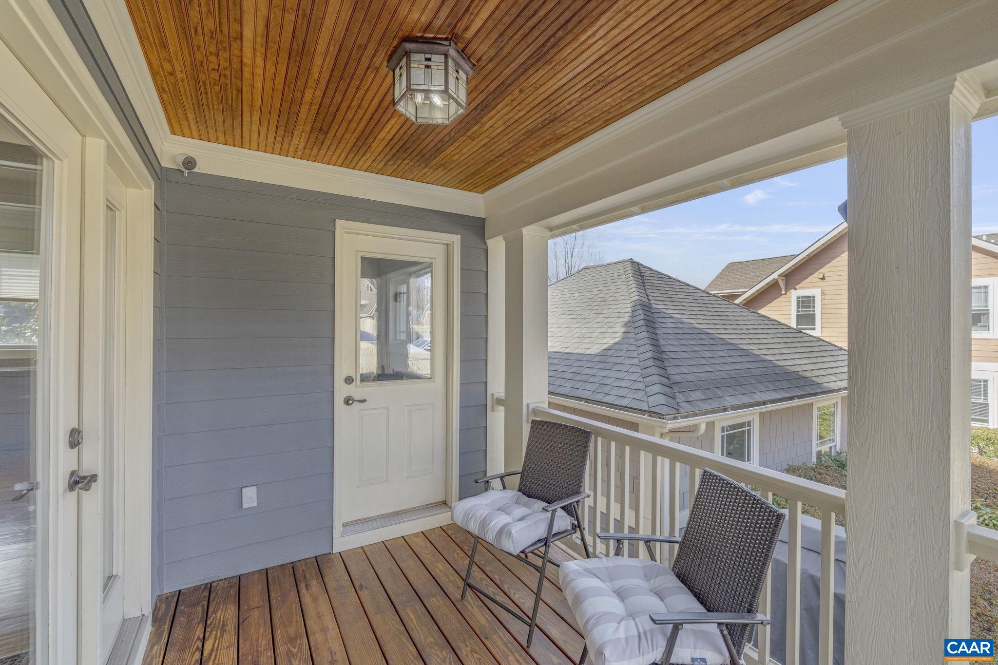 VILLAGE PLACE - Residential