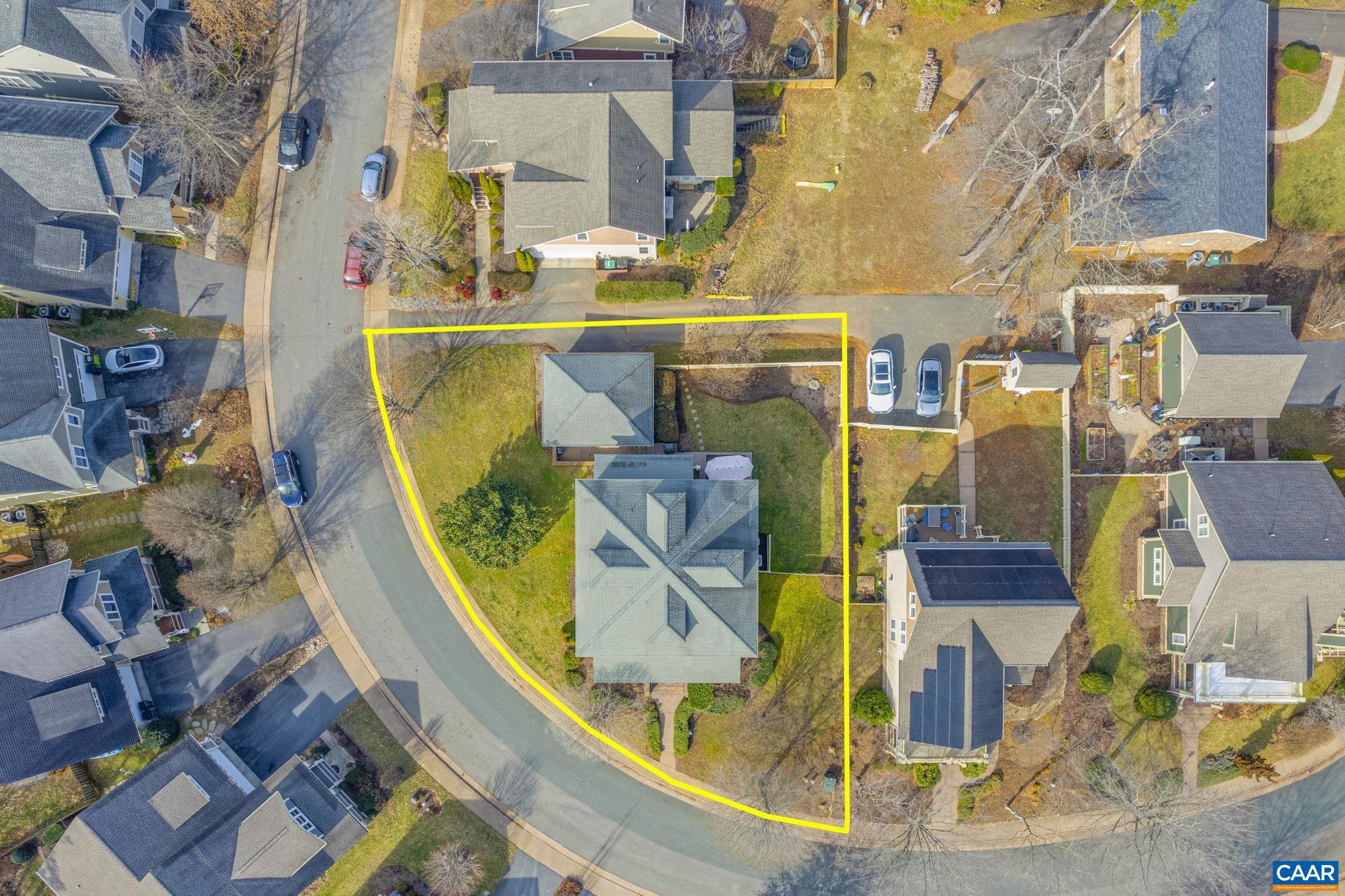 VILLAGE PLACE - Residential