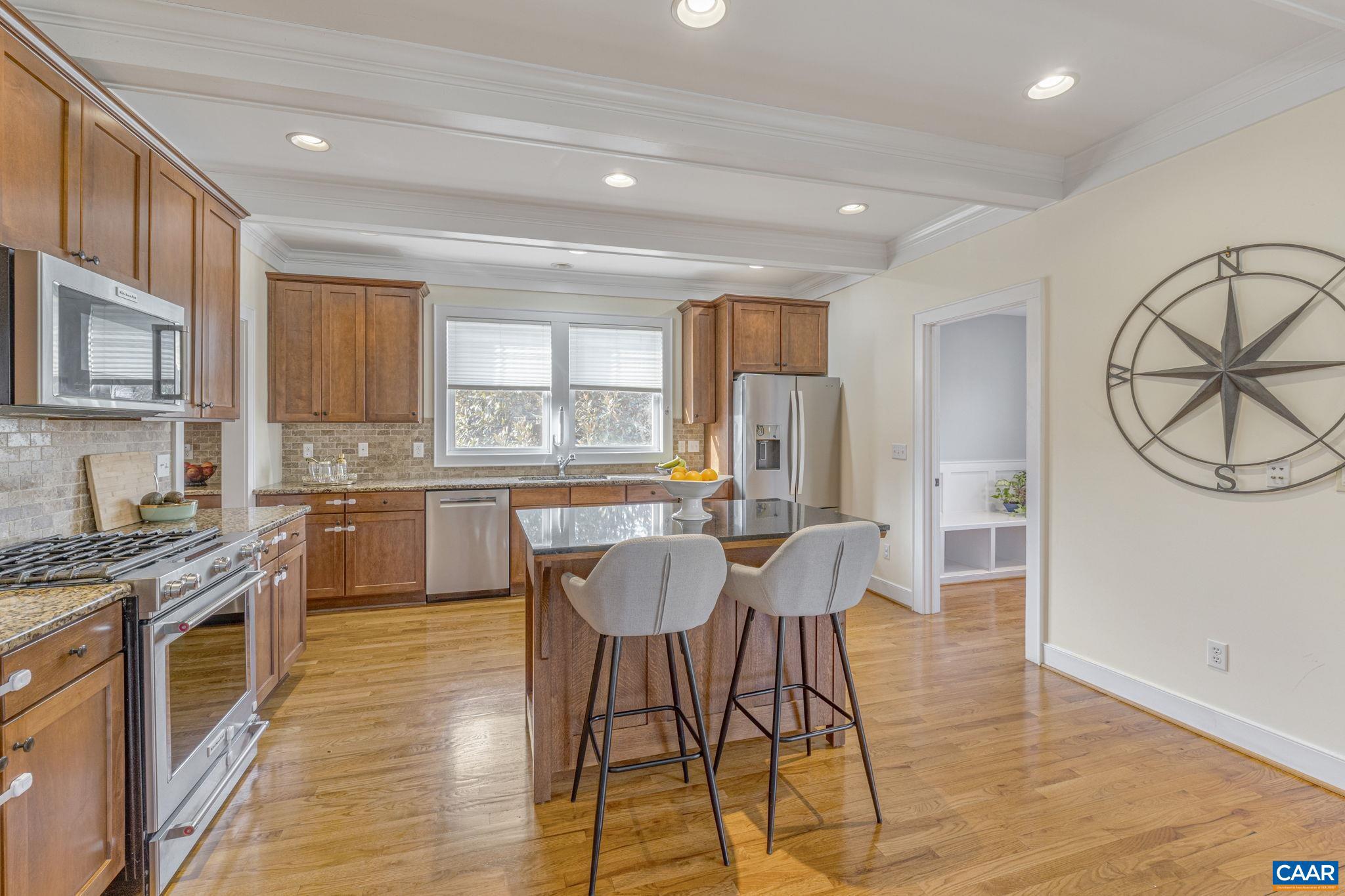 VILLAGE PLACE - Residential