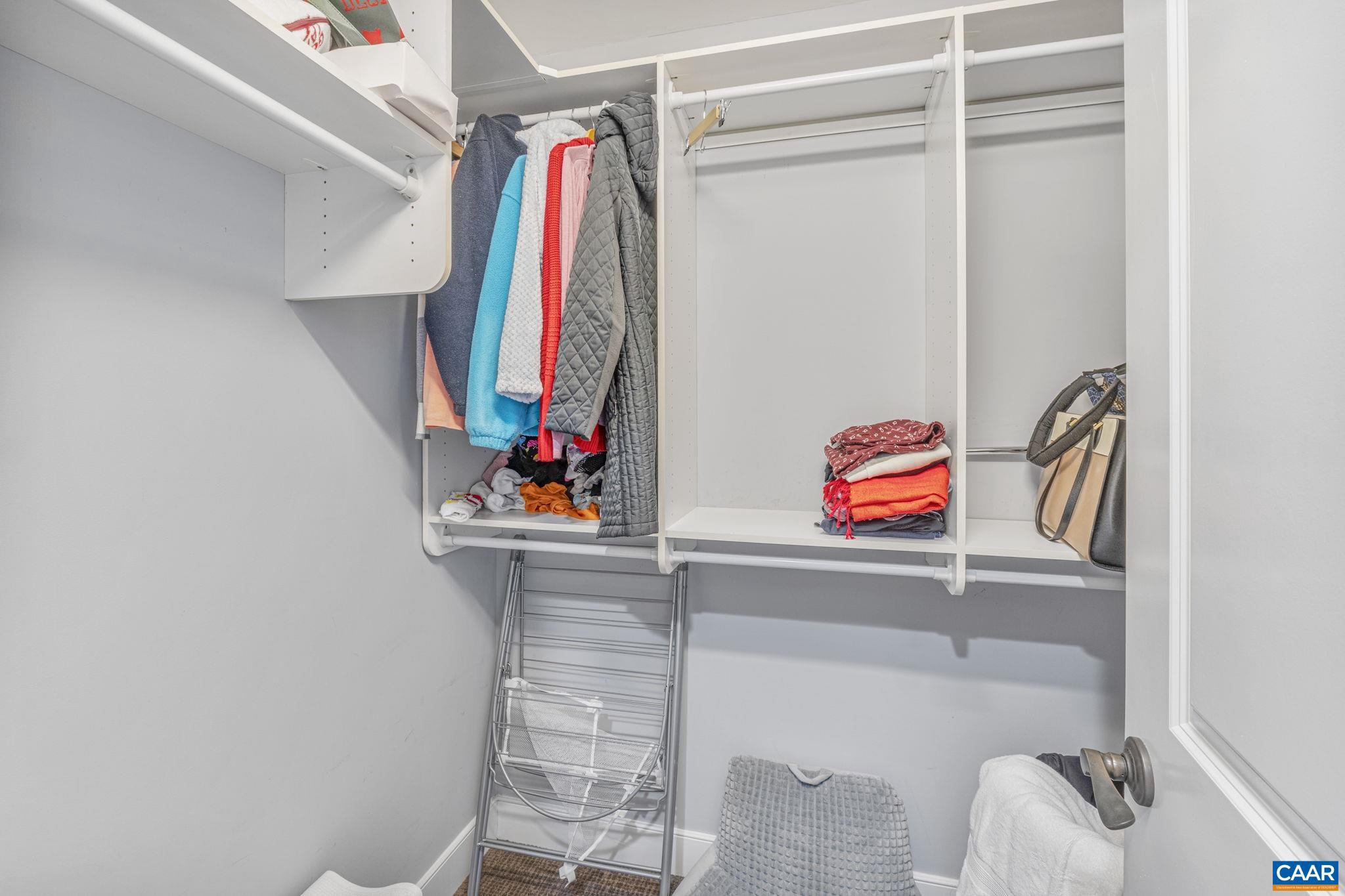 VILLAGE PLACE - Residential