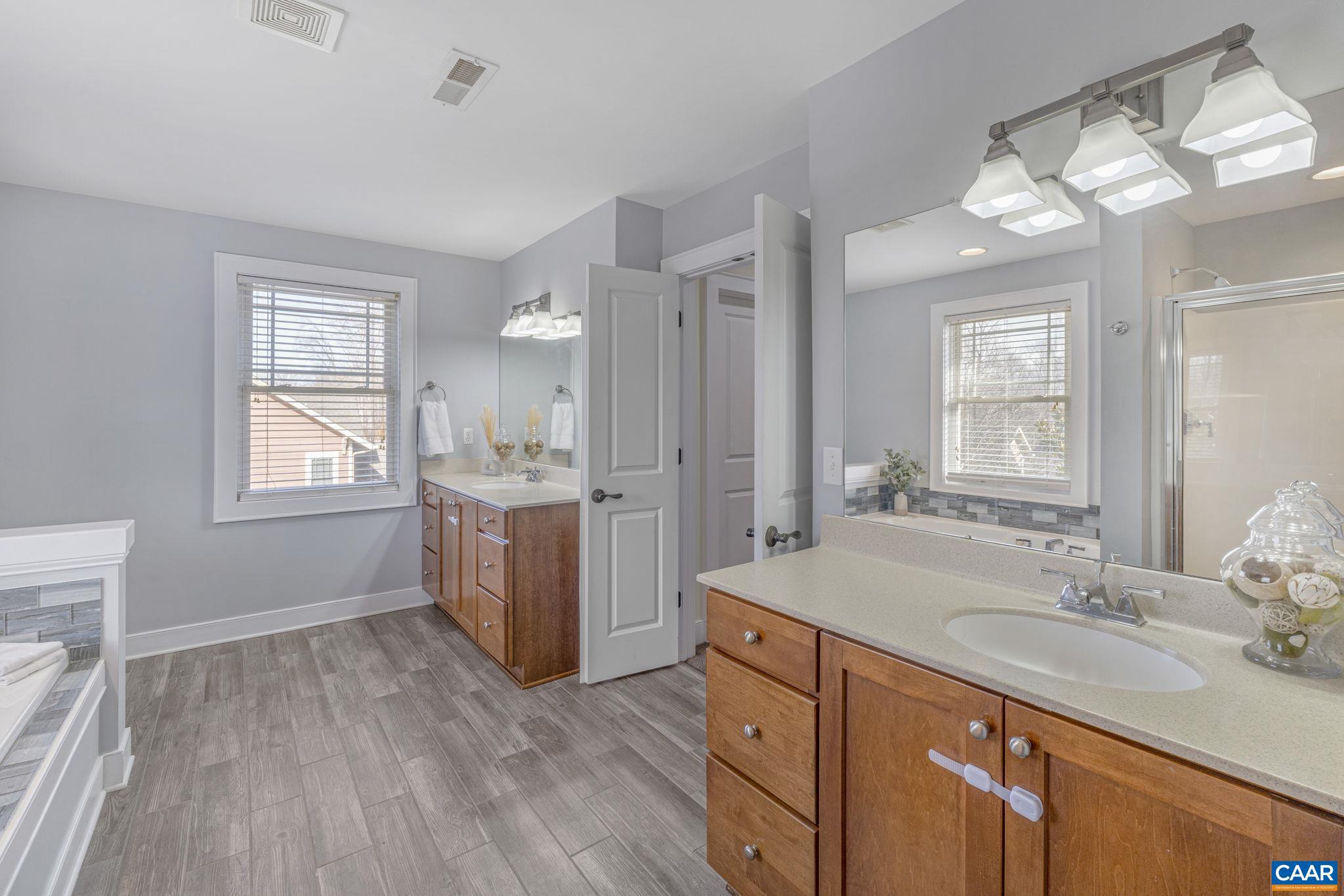 VILLAGE PLACE - Residential