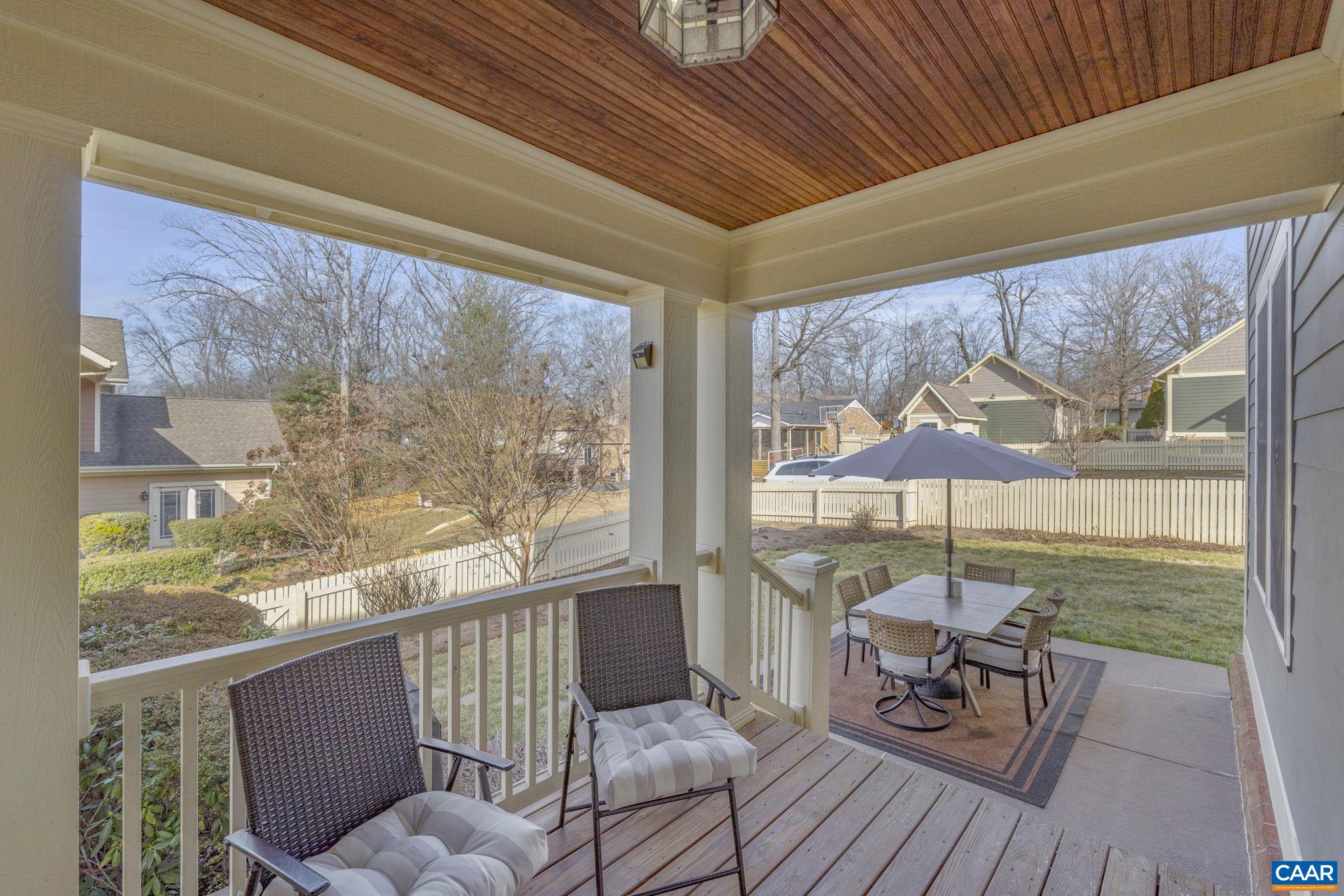 VILLAGE PLACE - Residential