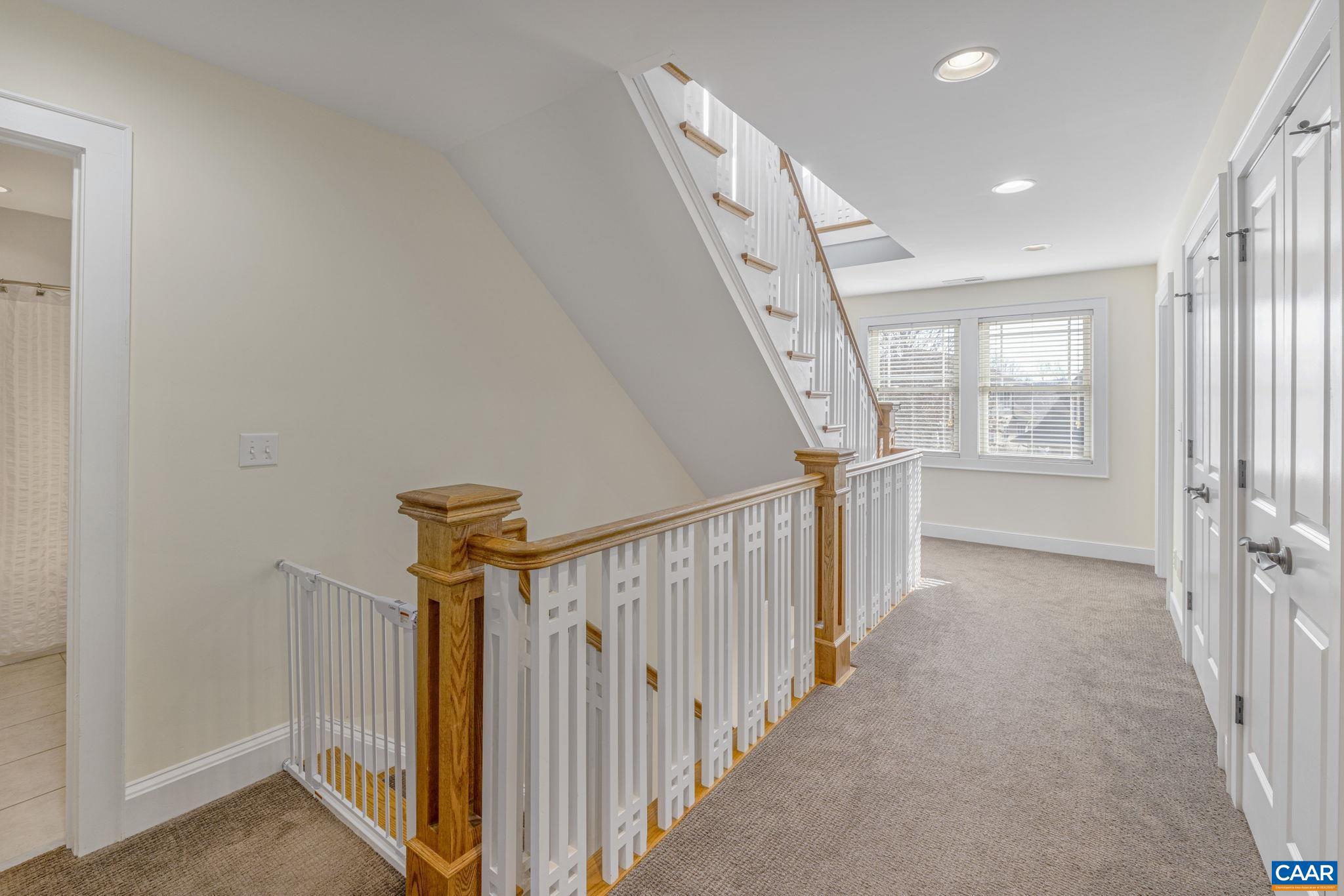 VILLAGE PLACE - Residential