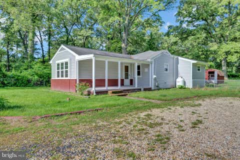 Homes For Rent - 8206 Waterford Road<br/> PASADENA, MD 21122