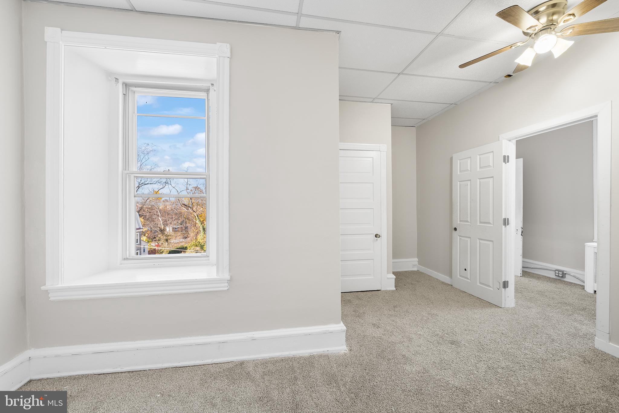 ELKINS PARK - Residential Lease