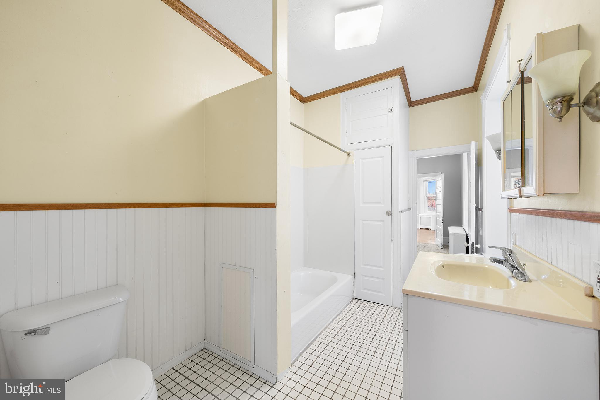 ELKINS PARK - Residential Lease