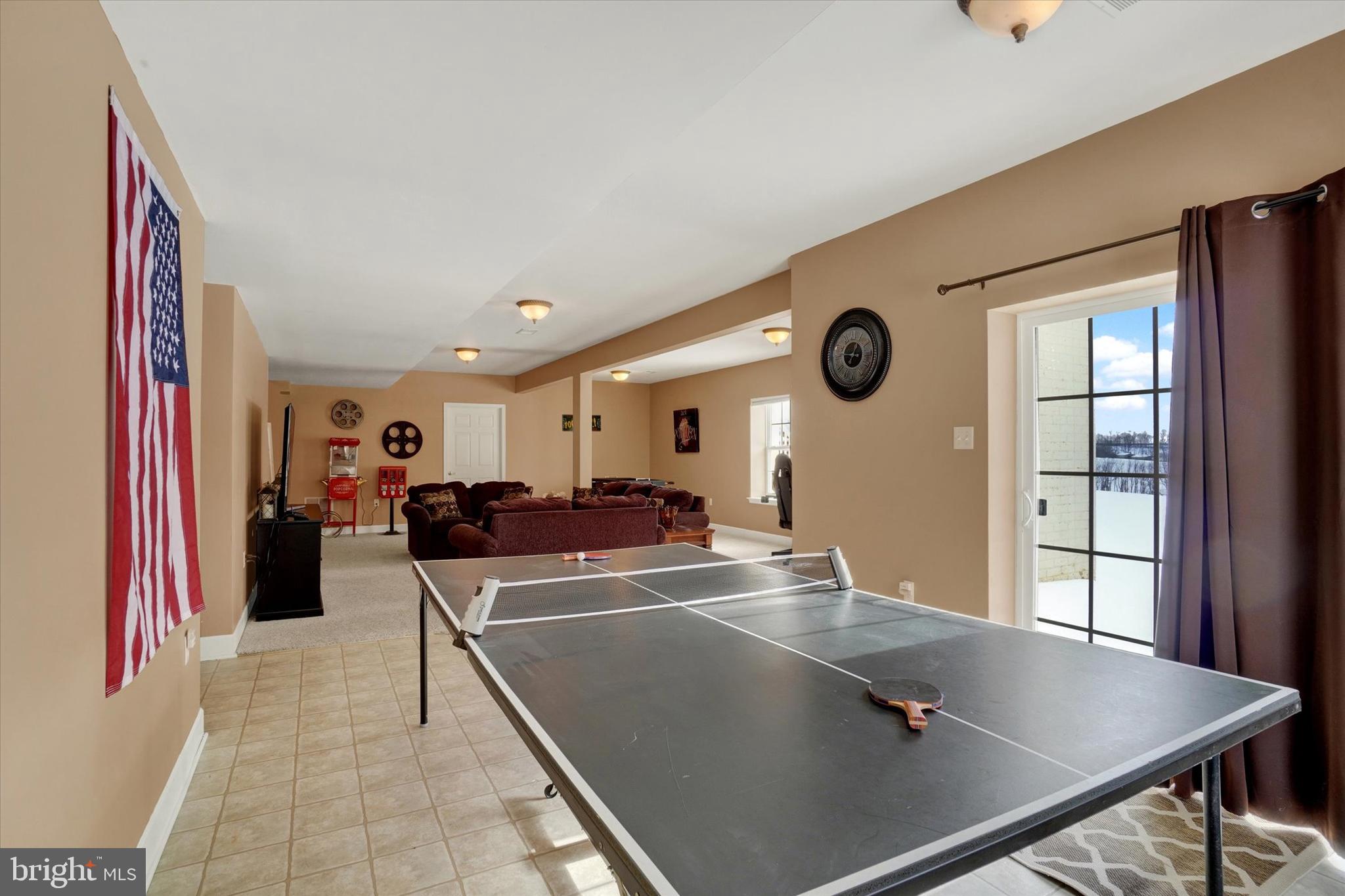 SUMMER'S GLEN - Residential