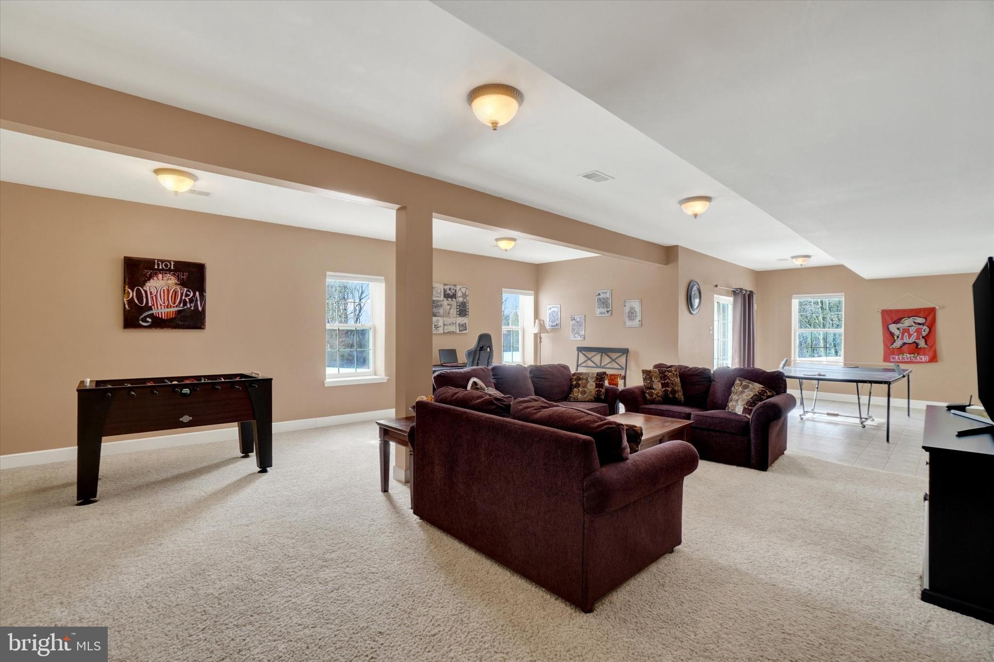 SUMMER'S GLEN - Residential