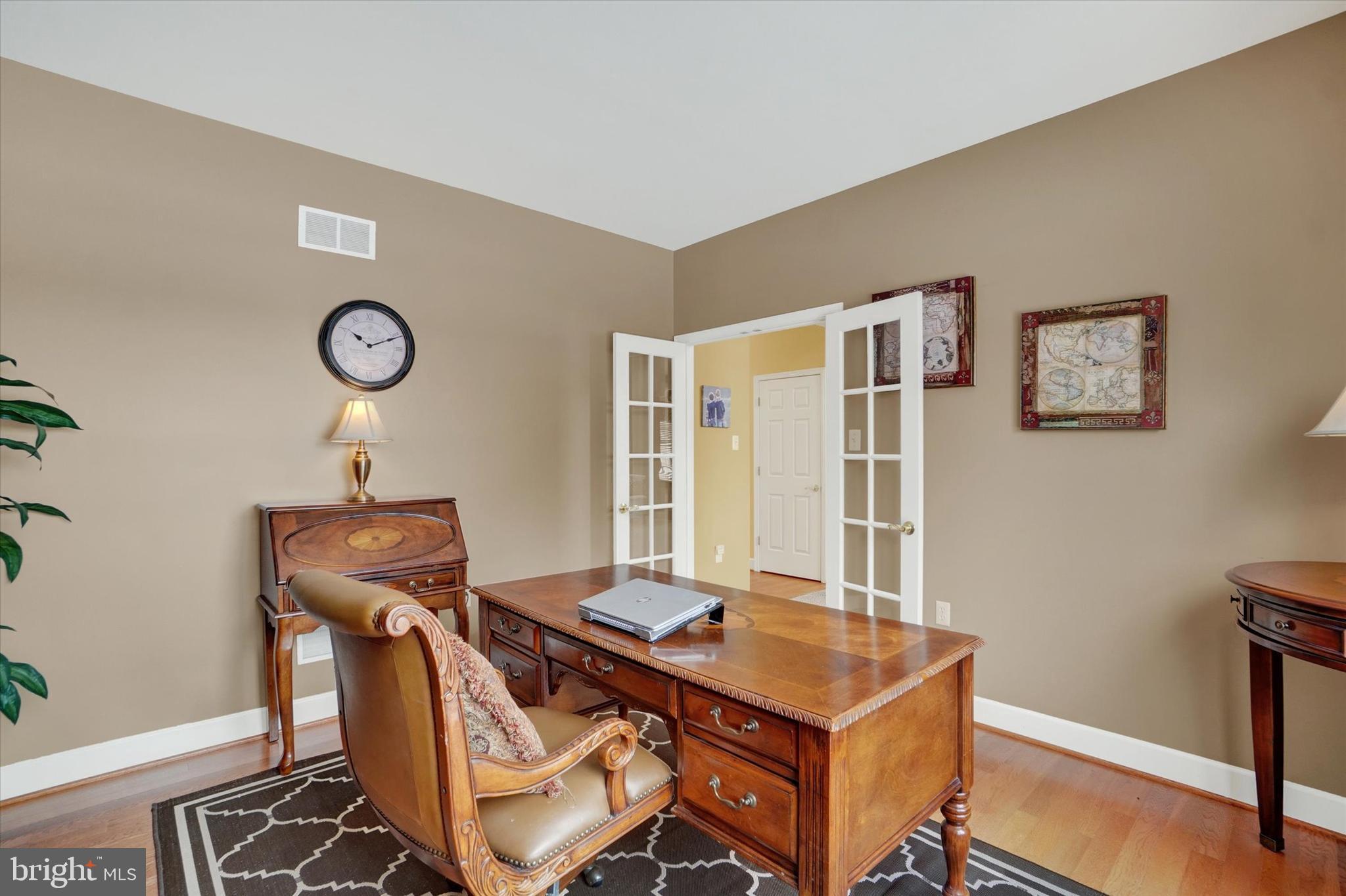 SUMMER'S GLEN - Residential