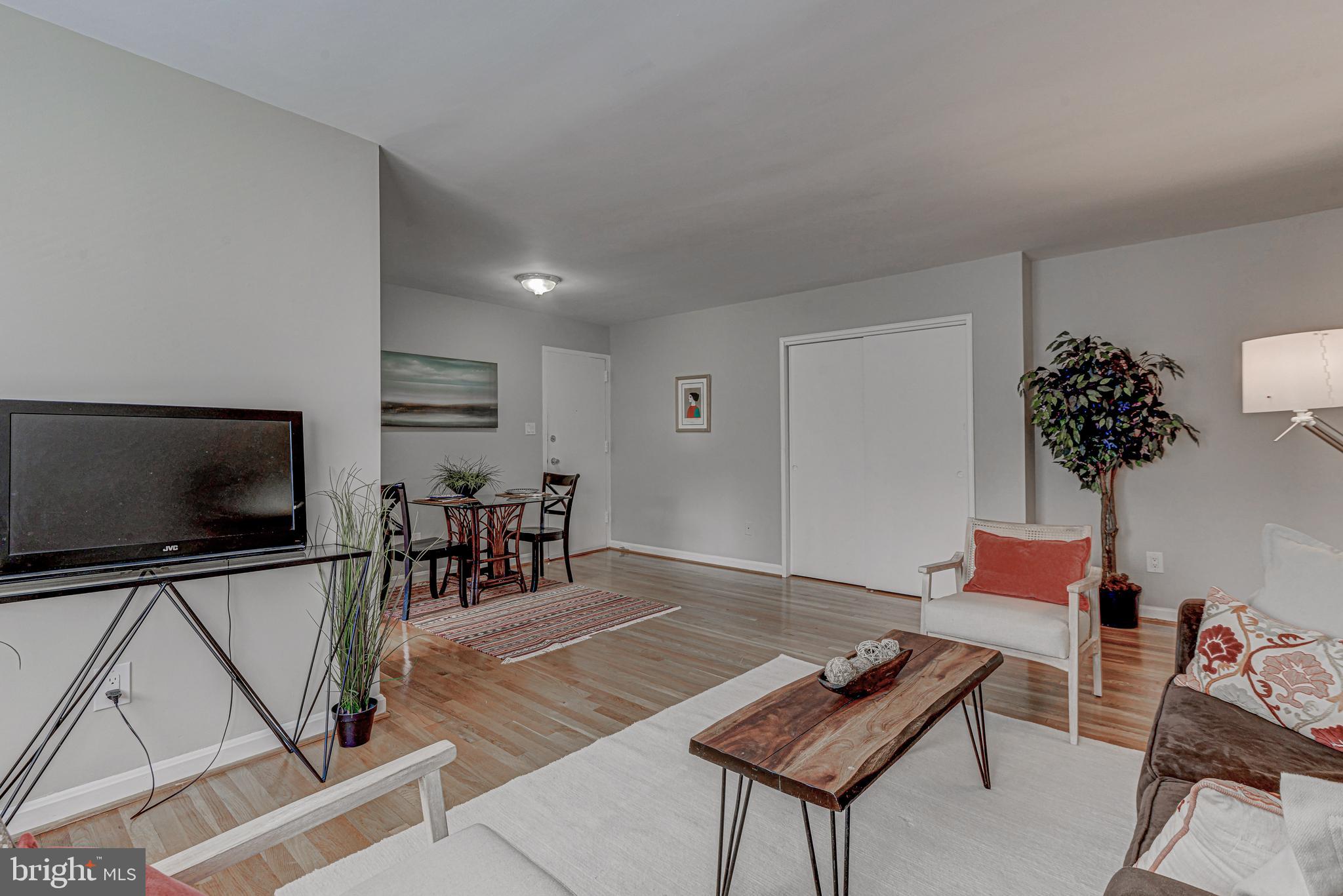 FOREST GLEN - Residential Lease