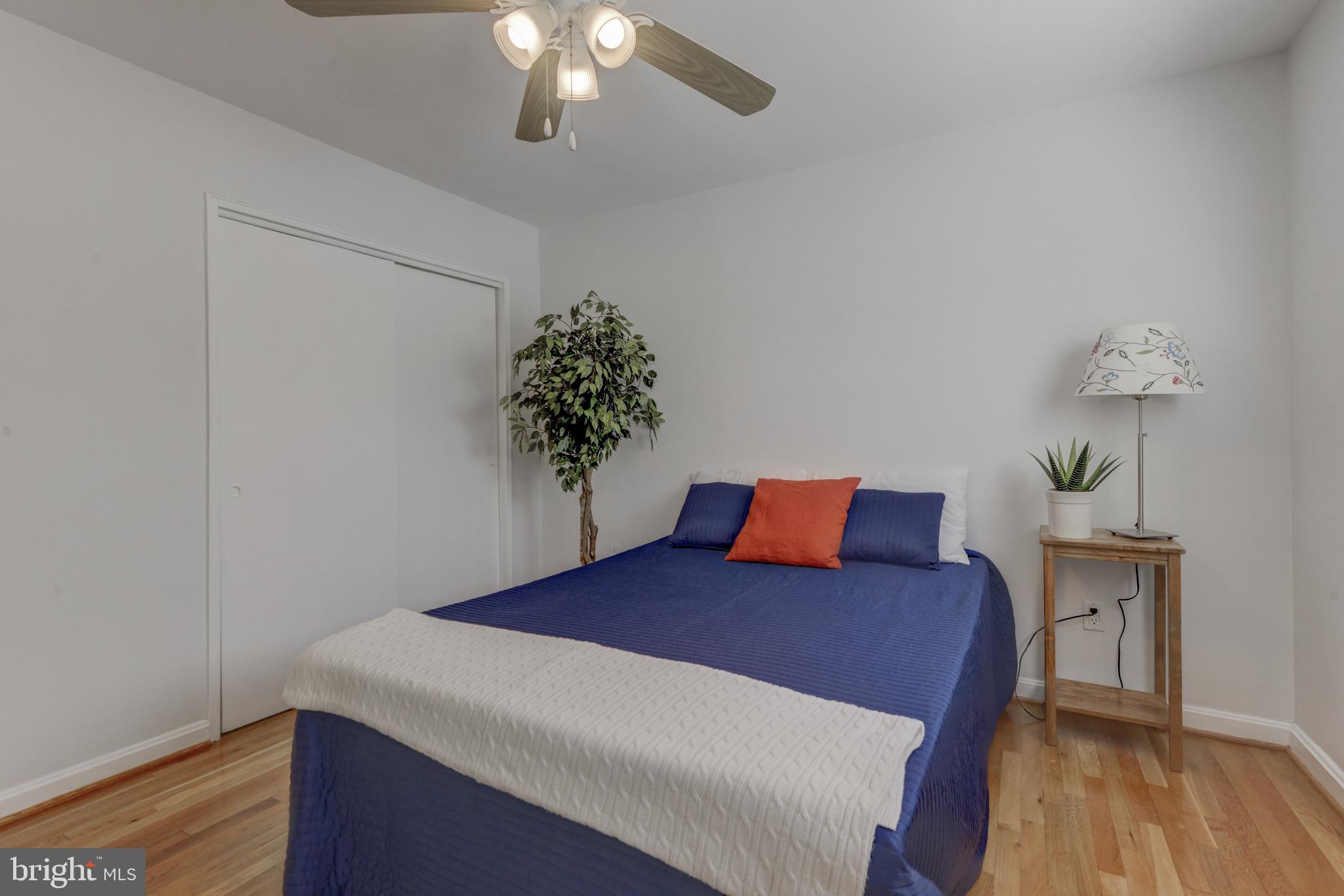 FOREST GLEN - Residential Lease