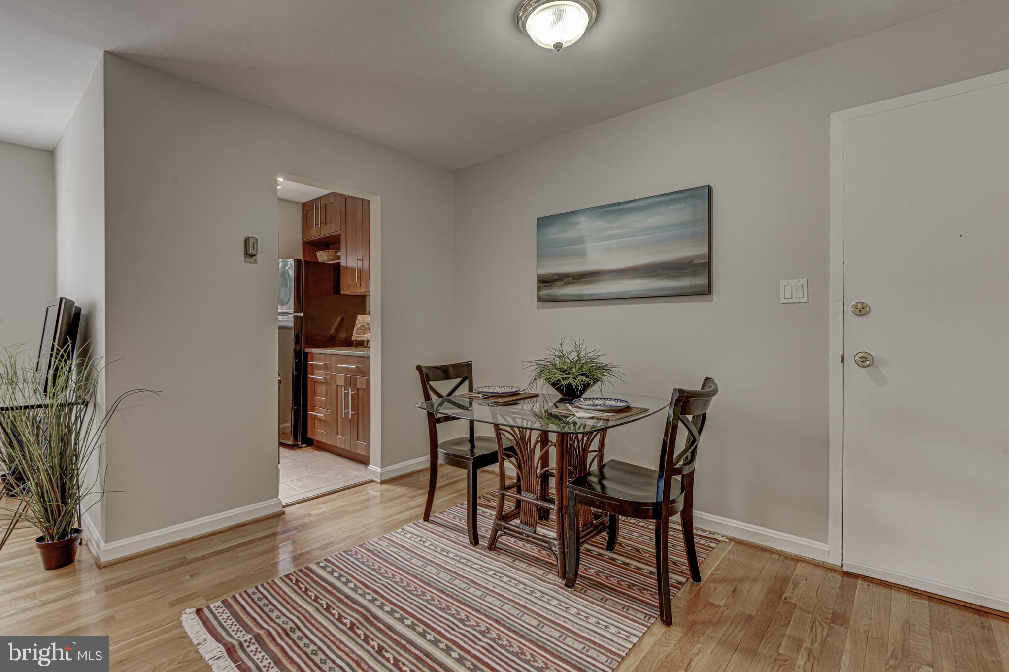 FOREST GLEN - Residential Lease