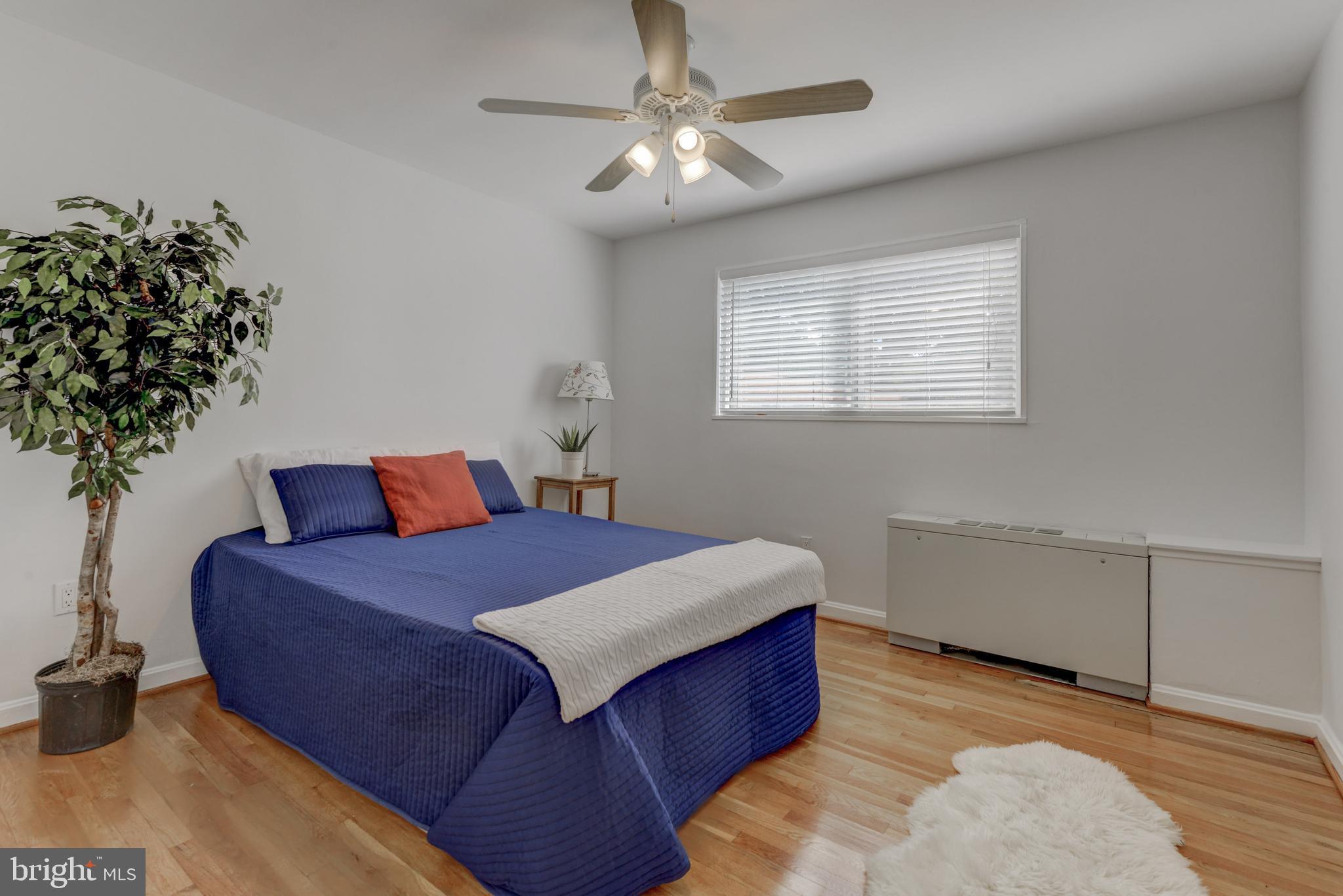 FOREST GLEN - Residential Lease