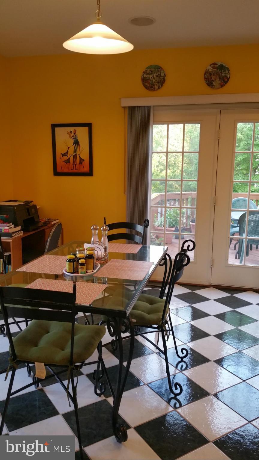 CROSSROADS MANOR - Residential Lease