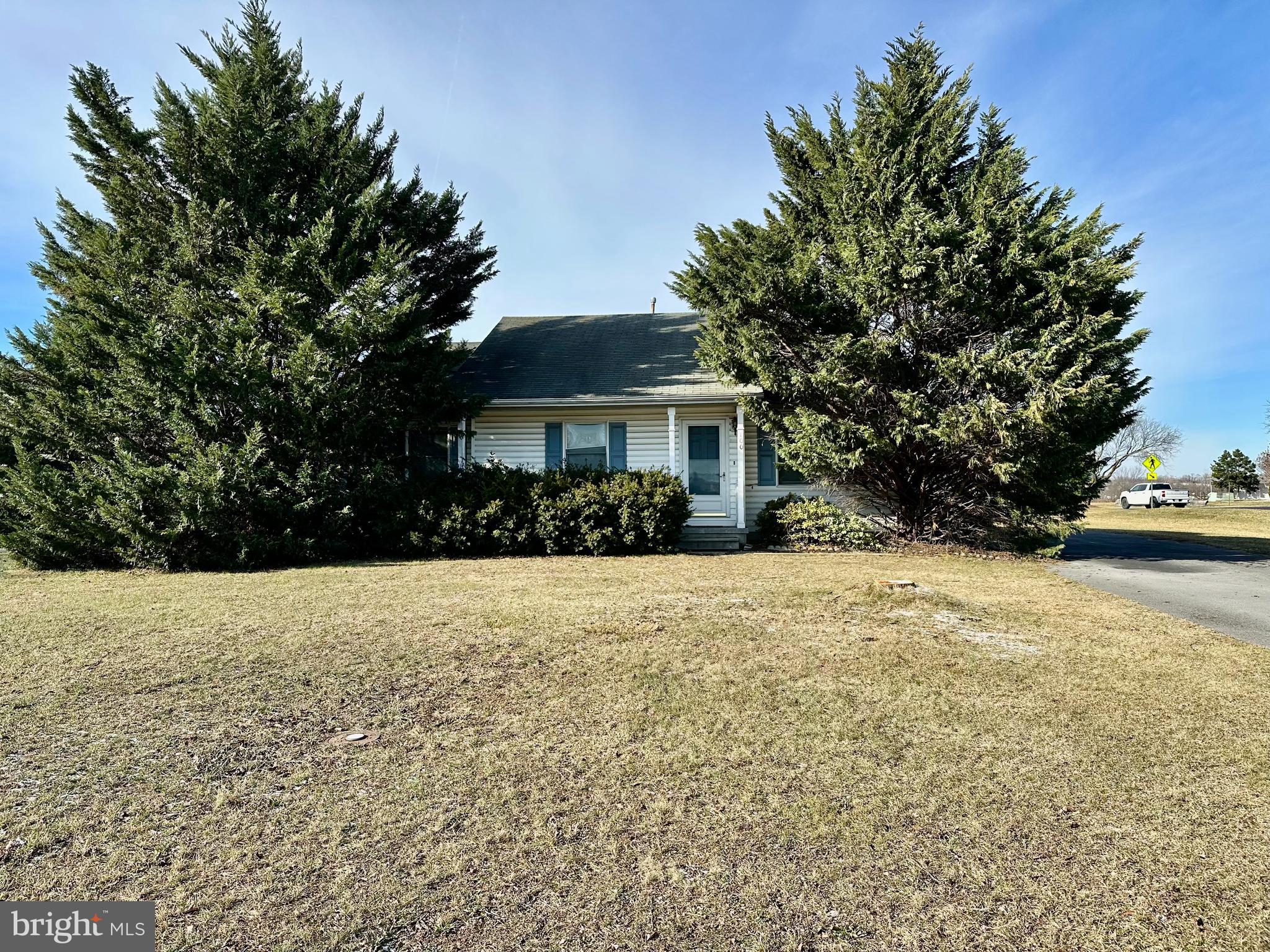 HUNTINGTON MEADOWS - Residential
