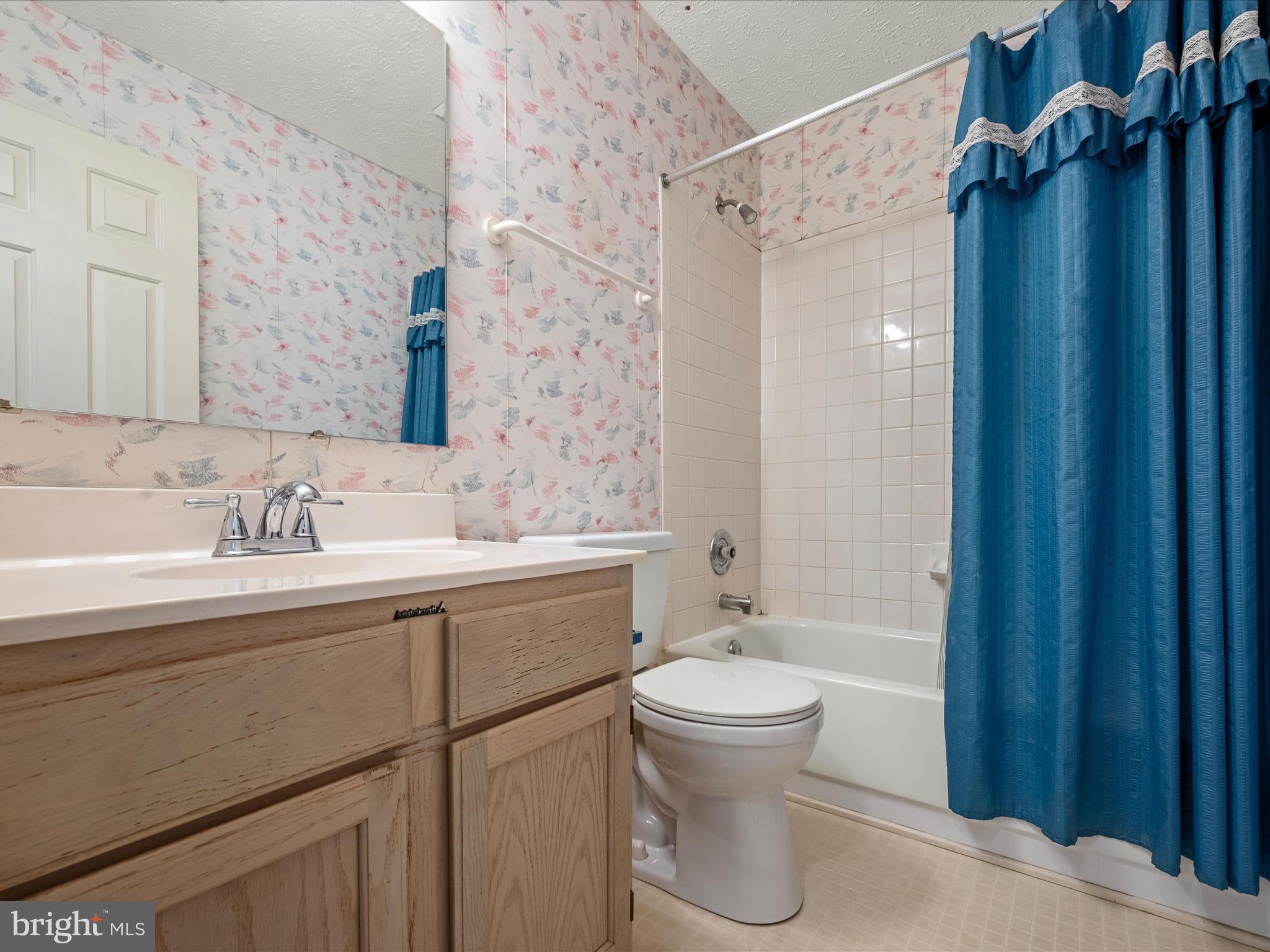 HUNTINGTON MEADOWS - Residential