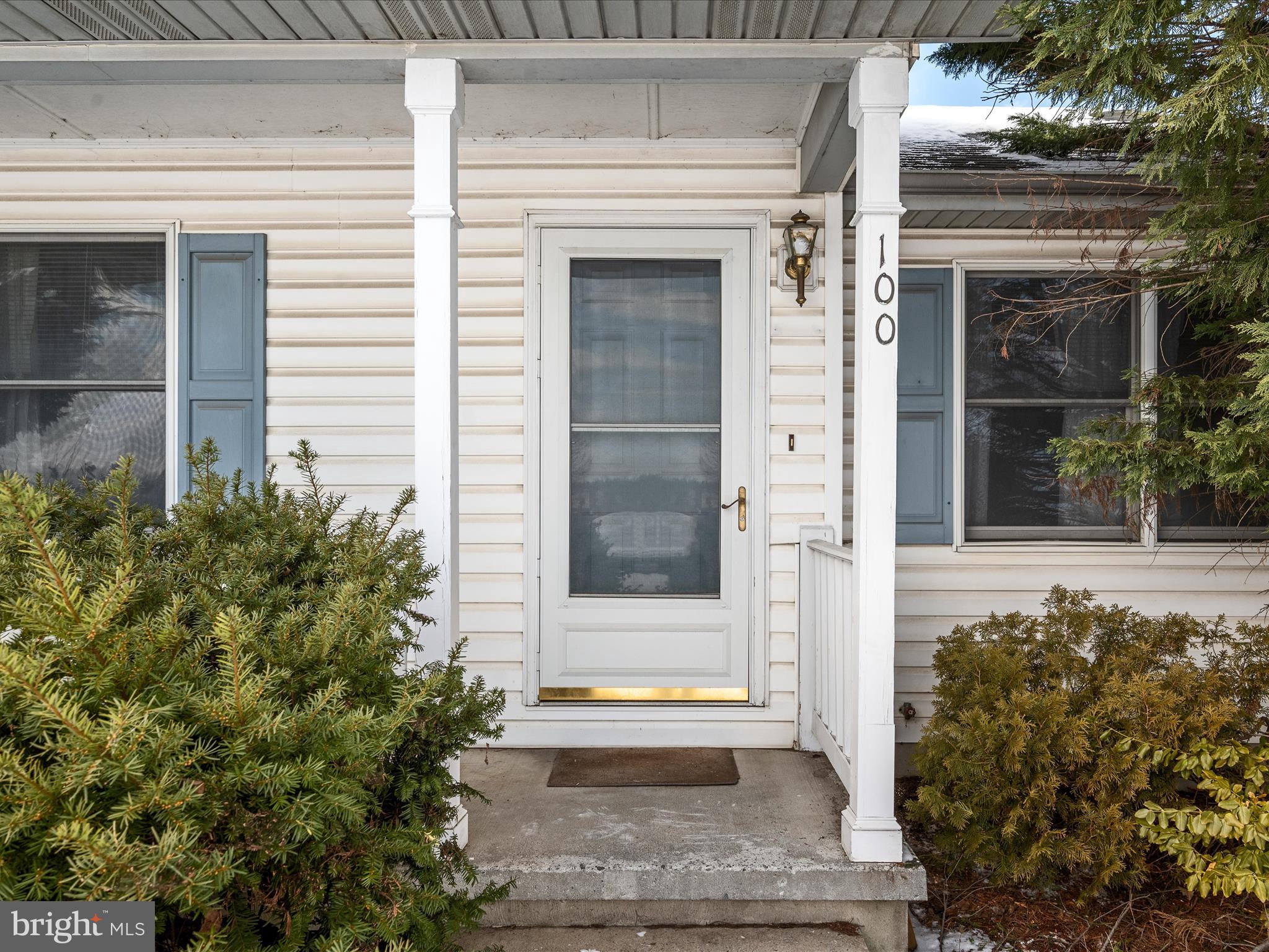 HUNTINGTON MEADOWS - Residential
