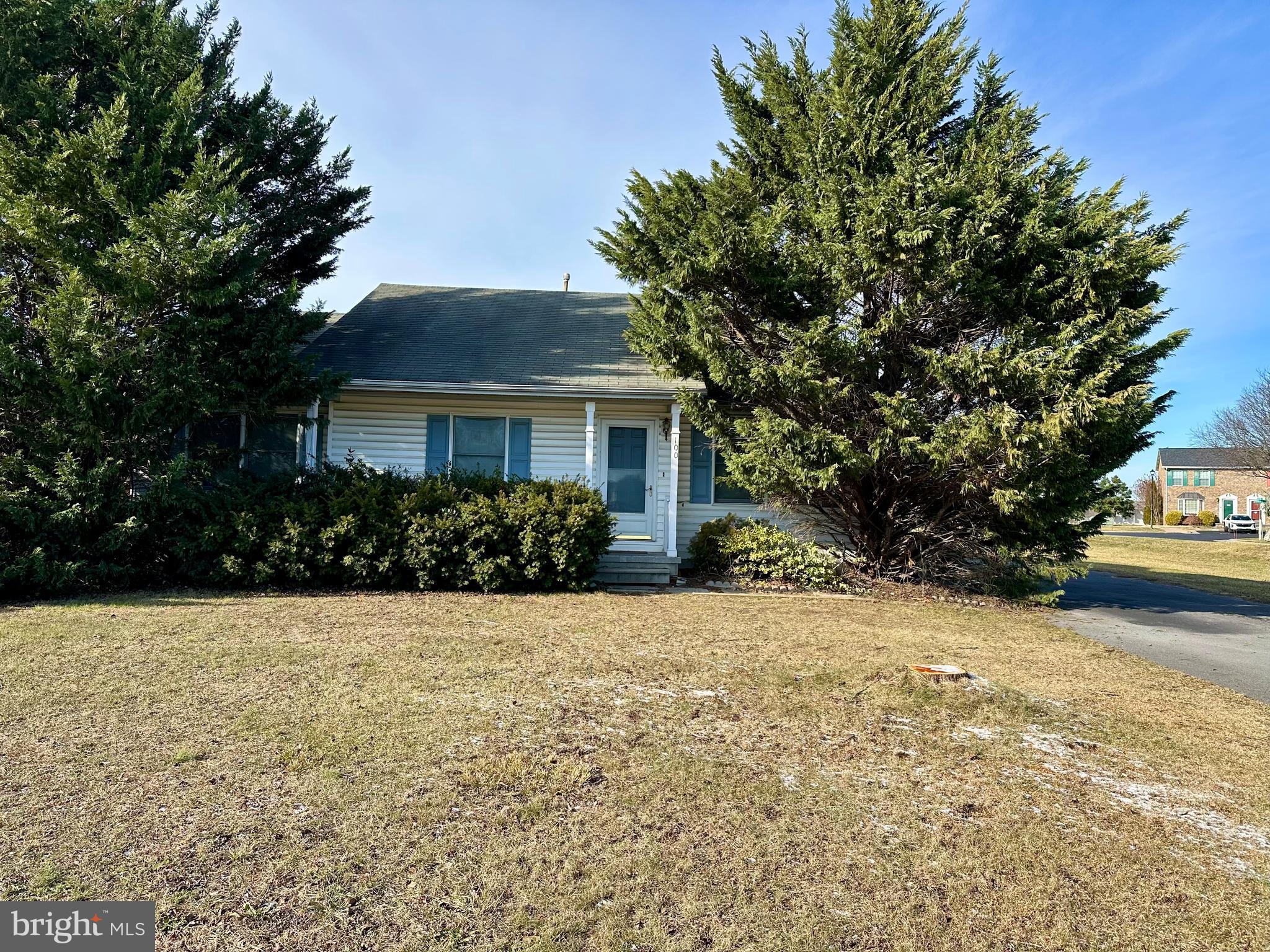HUNTINGTON MEADOWS - Residential