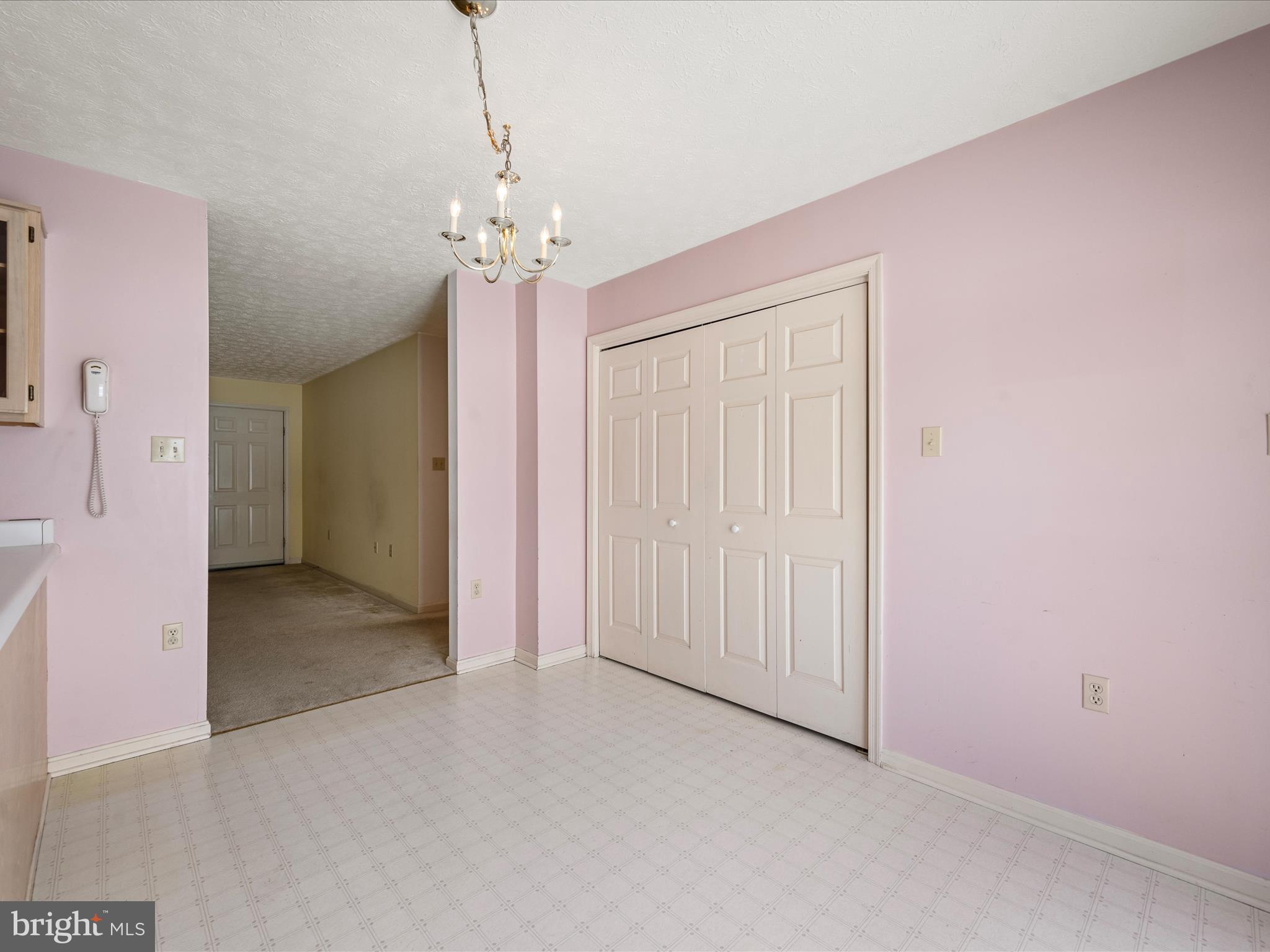 HUNTINGTON MEADOWS - Residential