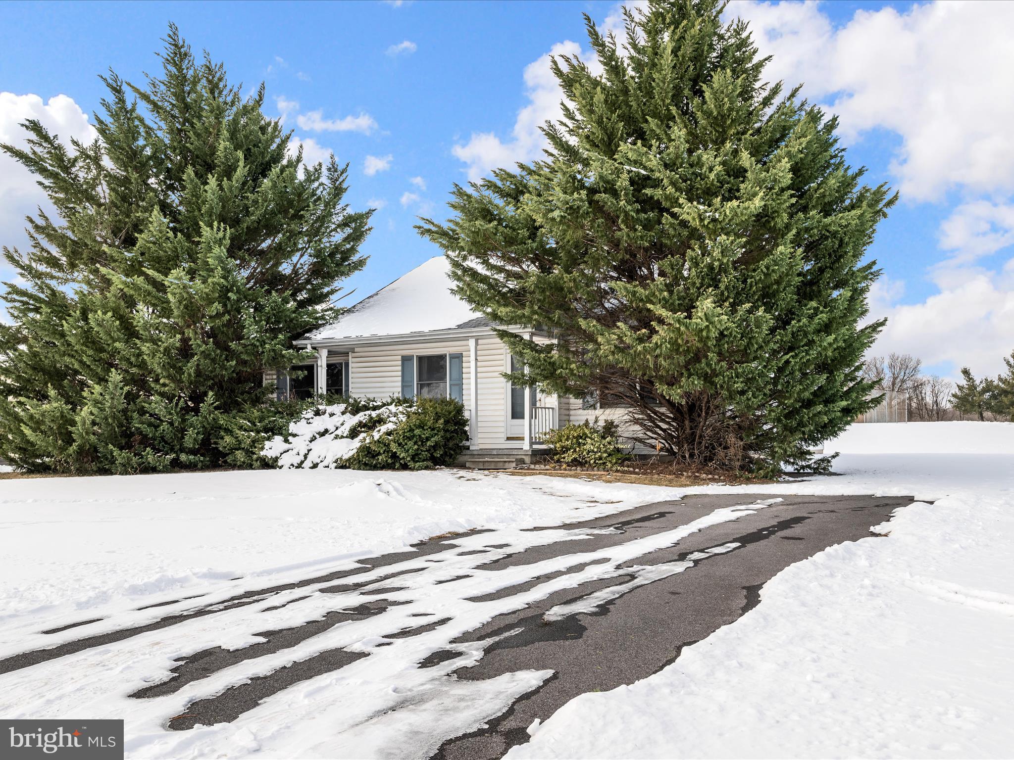HUNTINGTON MEADOWS - Residential
