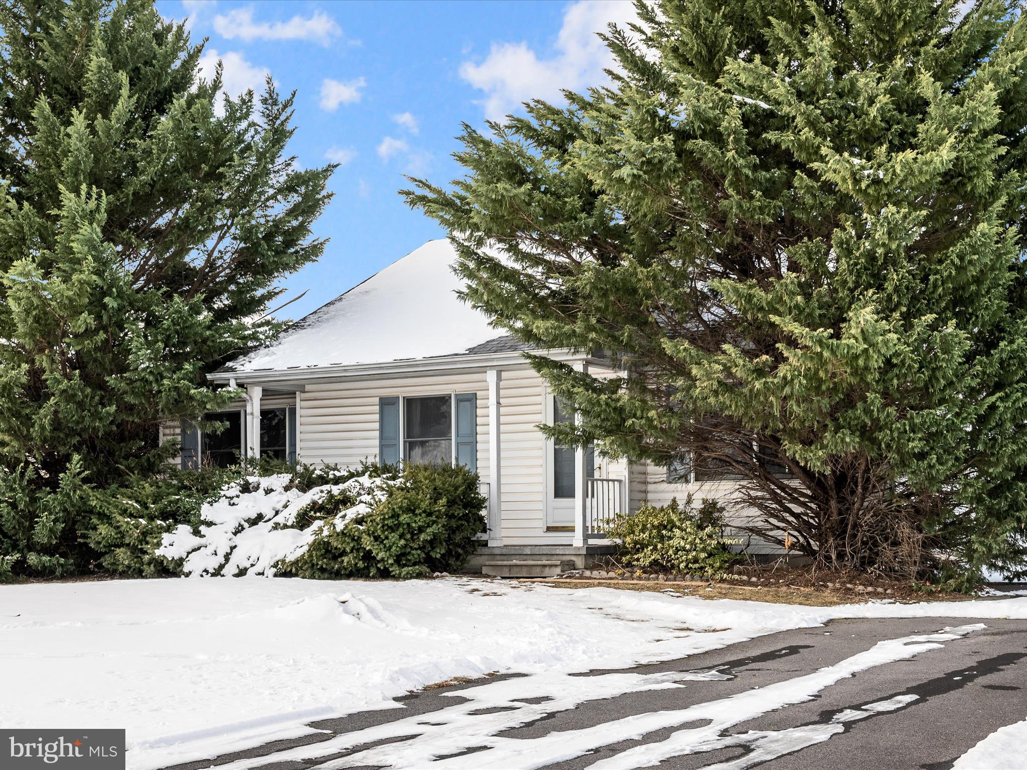 HUNTINGTON MEADOWS - Residential