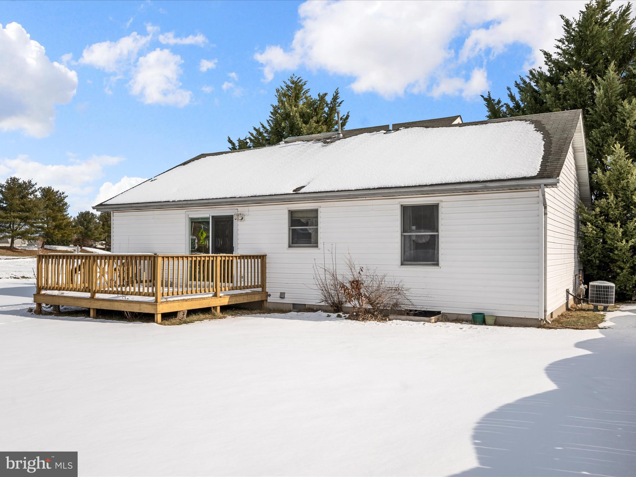 HUNTINGTON MEADOWS - Residential