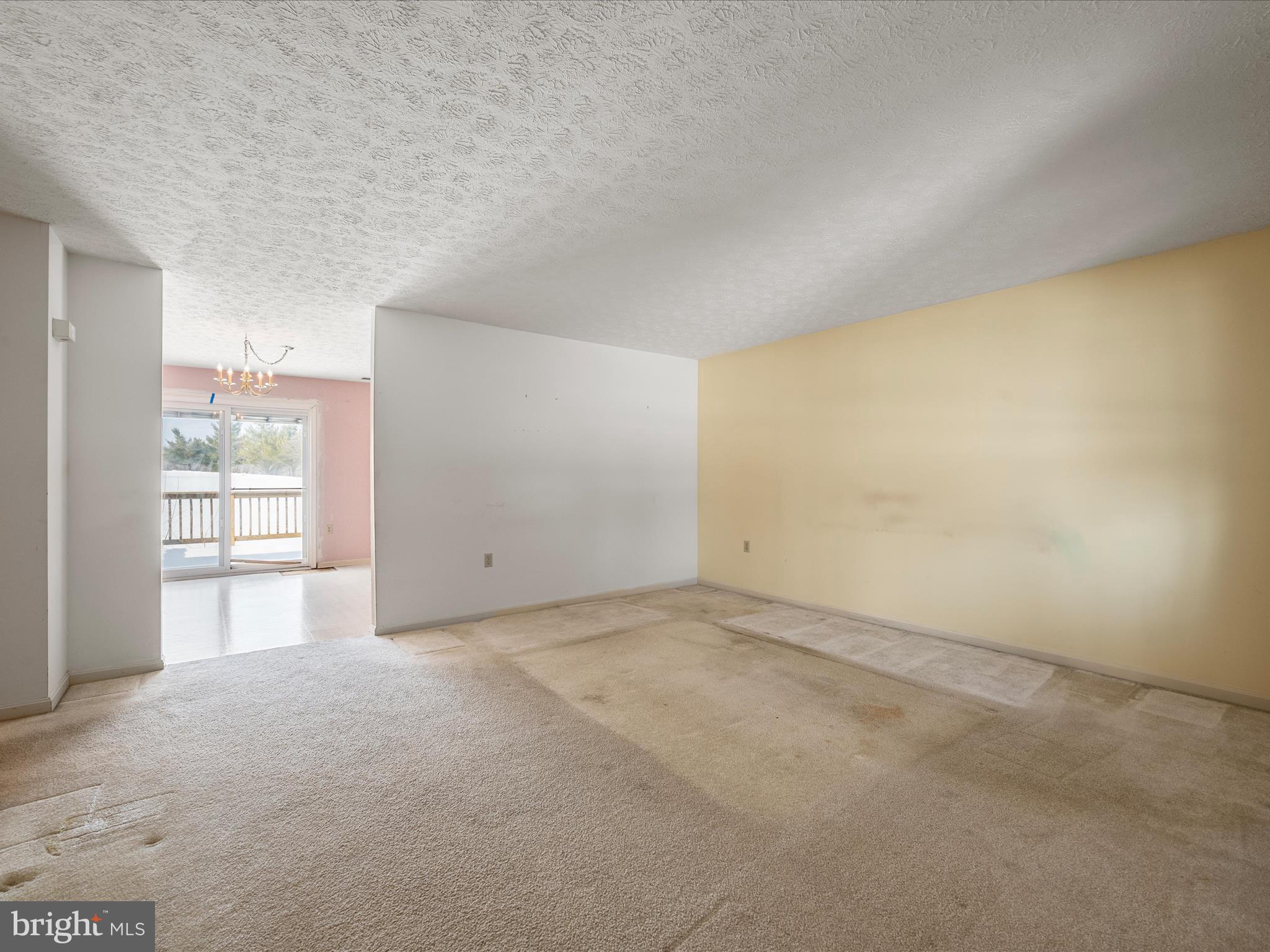 HUNTINGTON MEADOWS - Residential