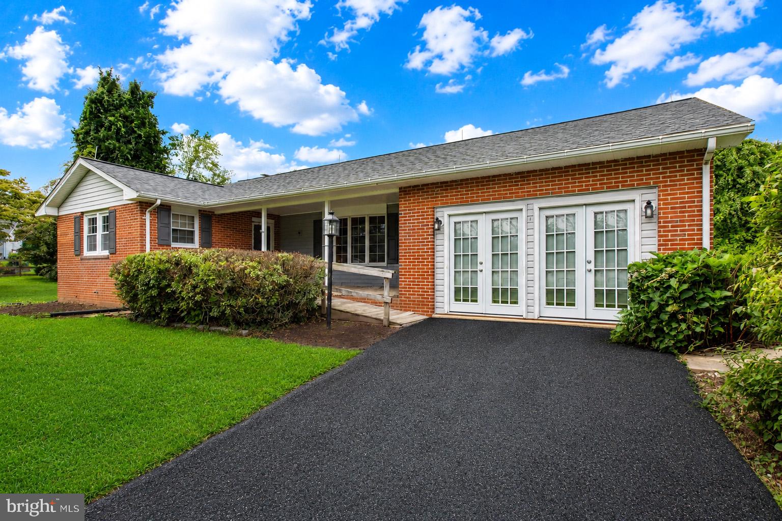 2002 CHALLEDON COURT