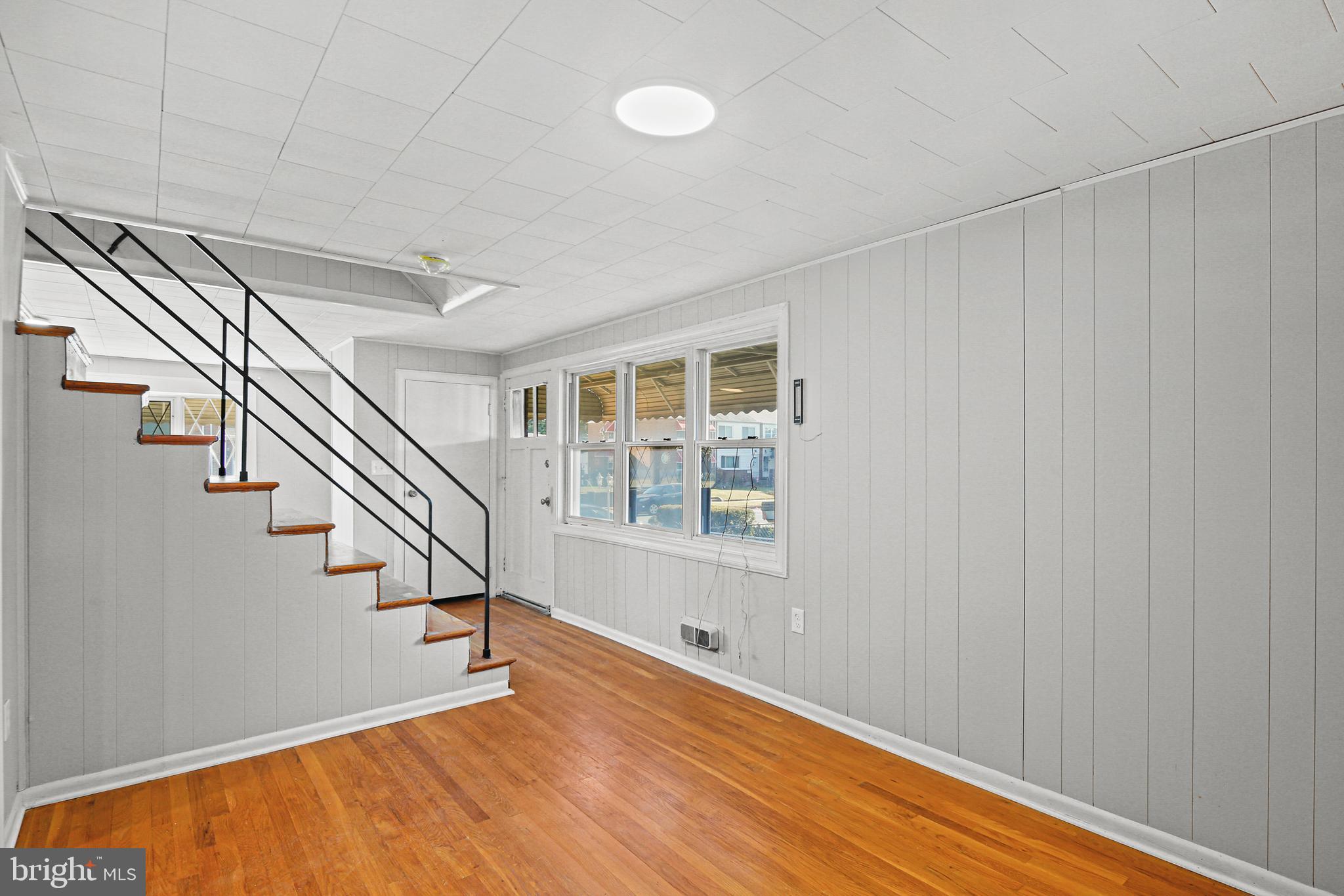 EASTCREST - Residential Lease