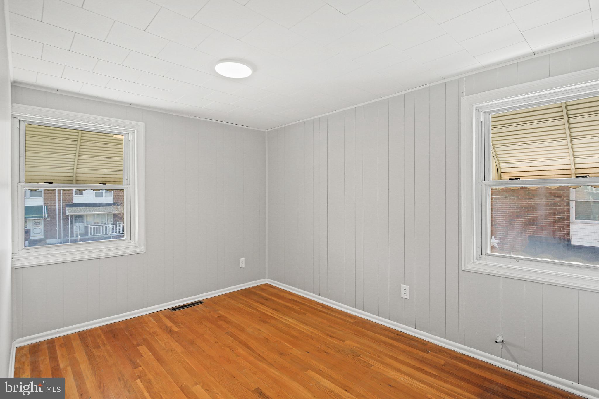 EASTCREST - Residential Lease