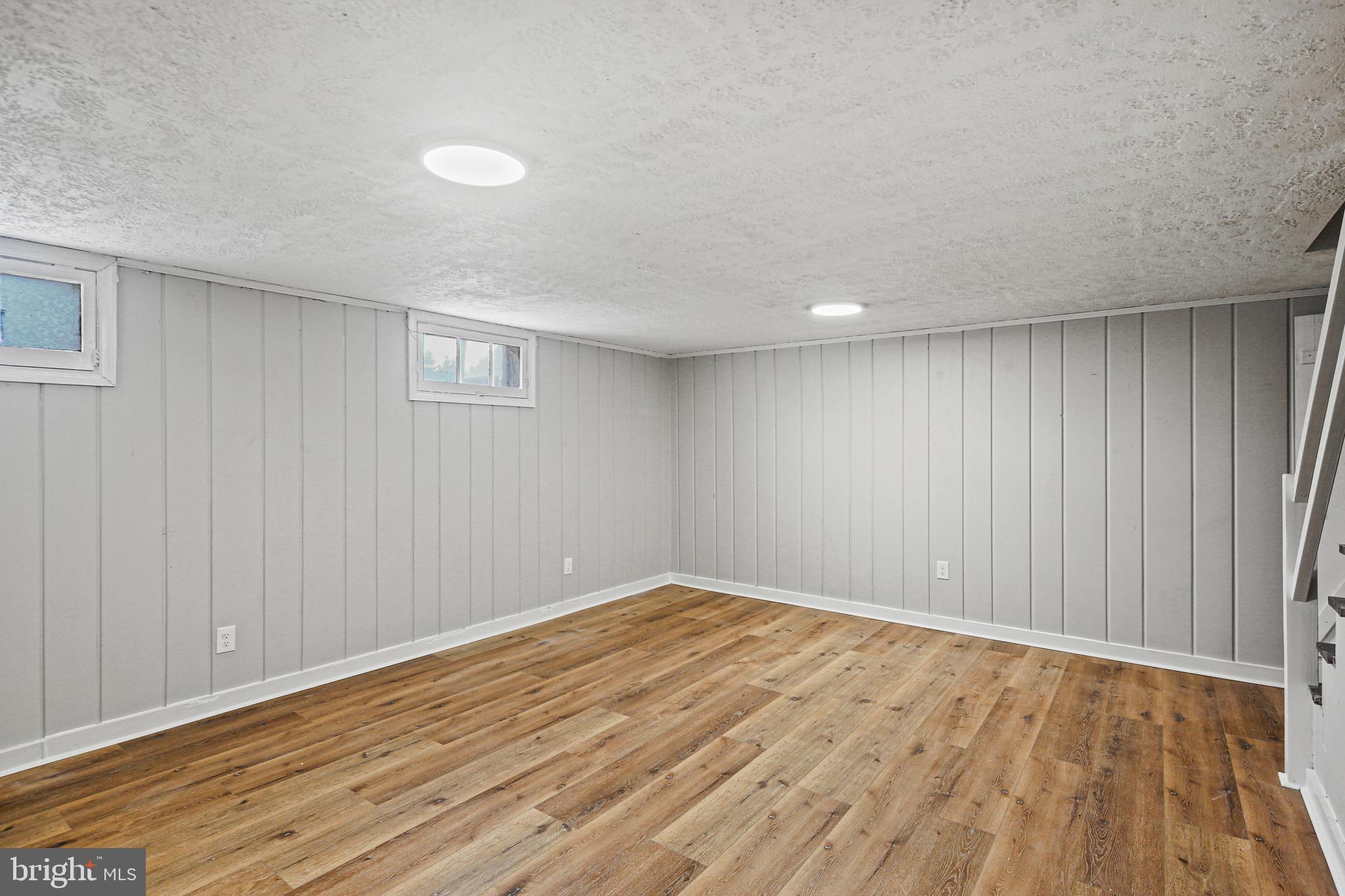 EASTCREST - Residential Lease