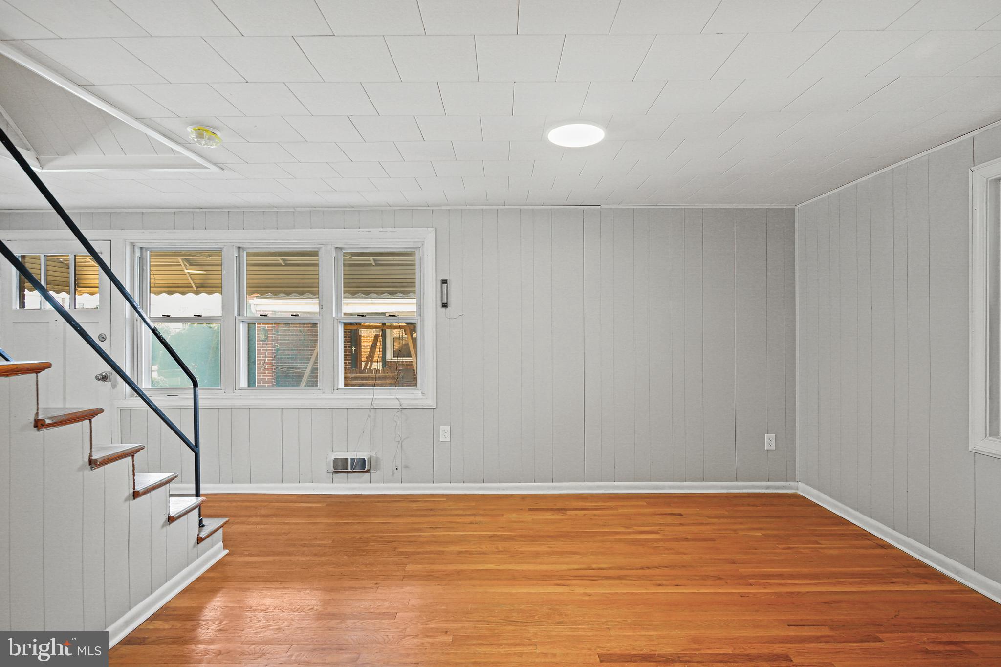 EASTCREST - Residential Lease