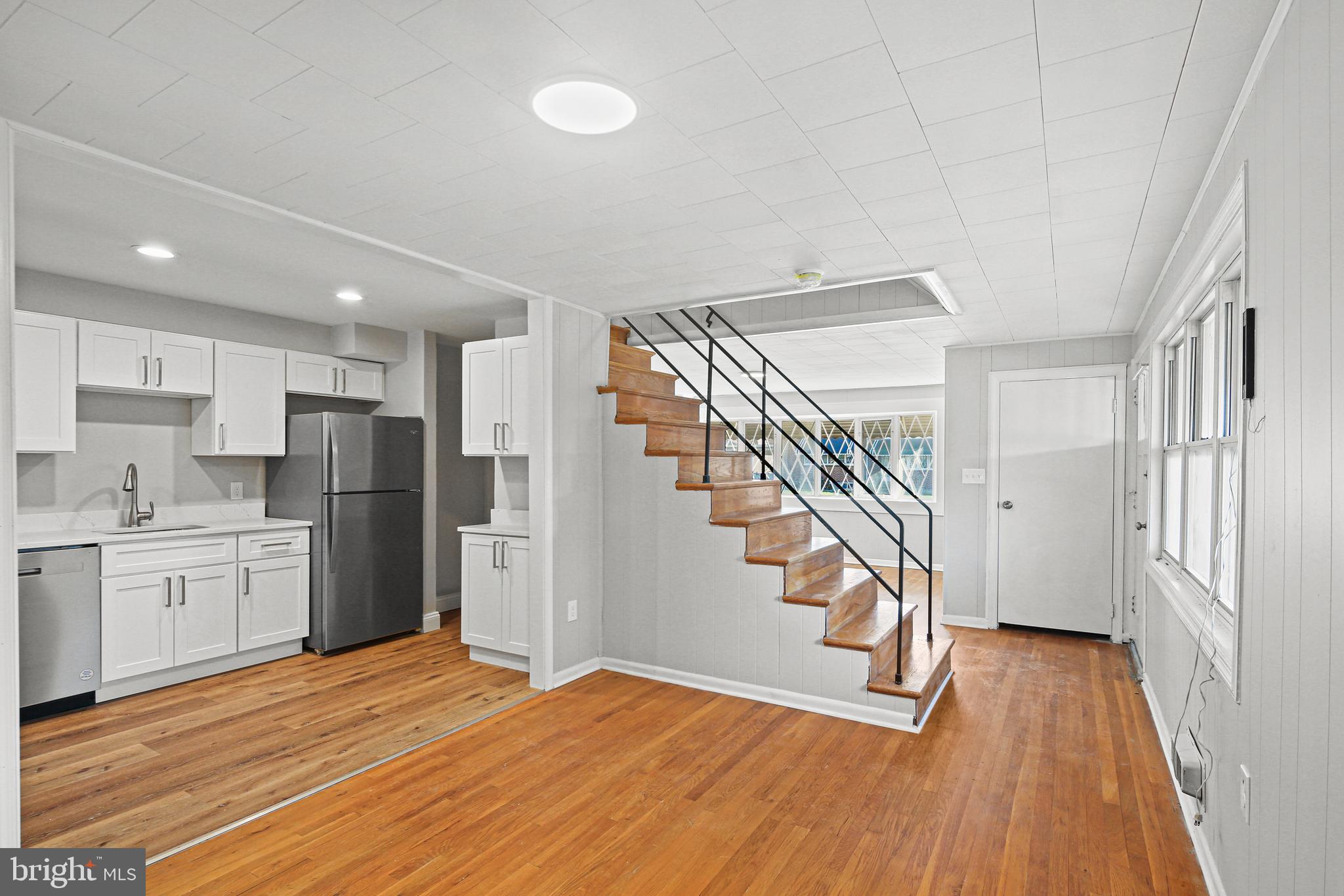 EASTCREST - Residential Lease