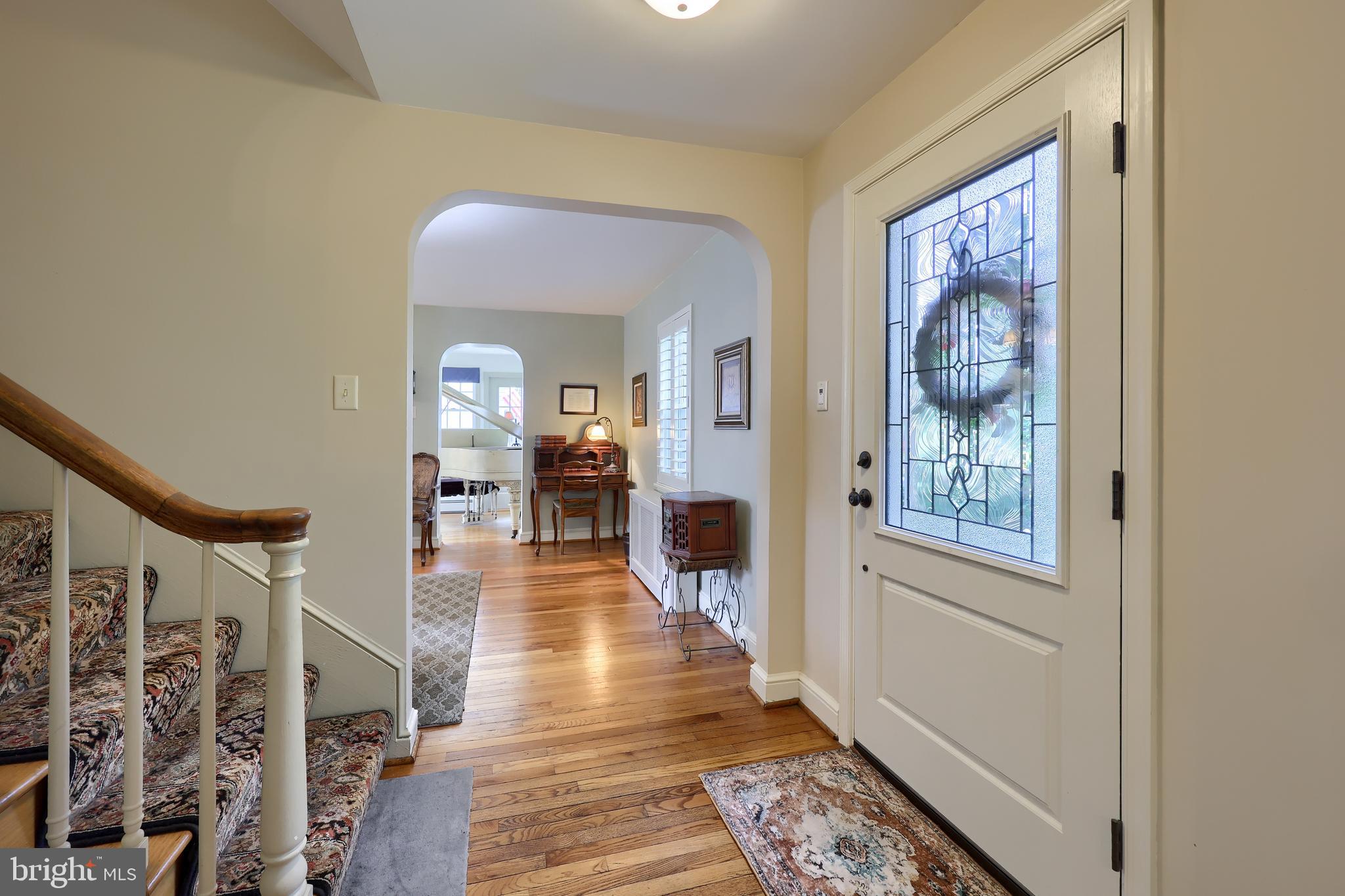 723 FARMINGDALE ROAD