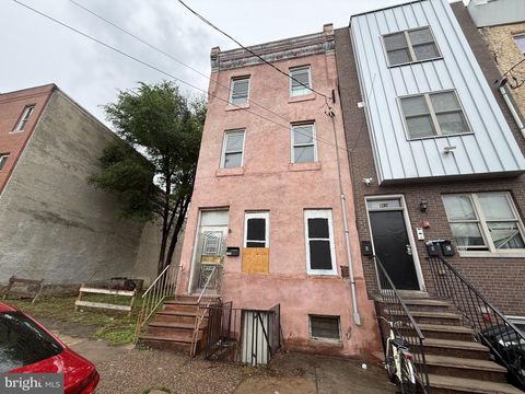 Homes For Sale - 1209 W Susquehanna Avenue<br/> PHILADELPHIA, PA 19122