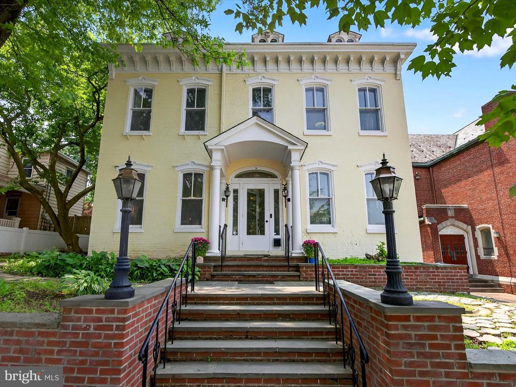 Photo of 207 E Main Street, EPHRATA, PA 17522 (MLS # PALA2071456)